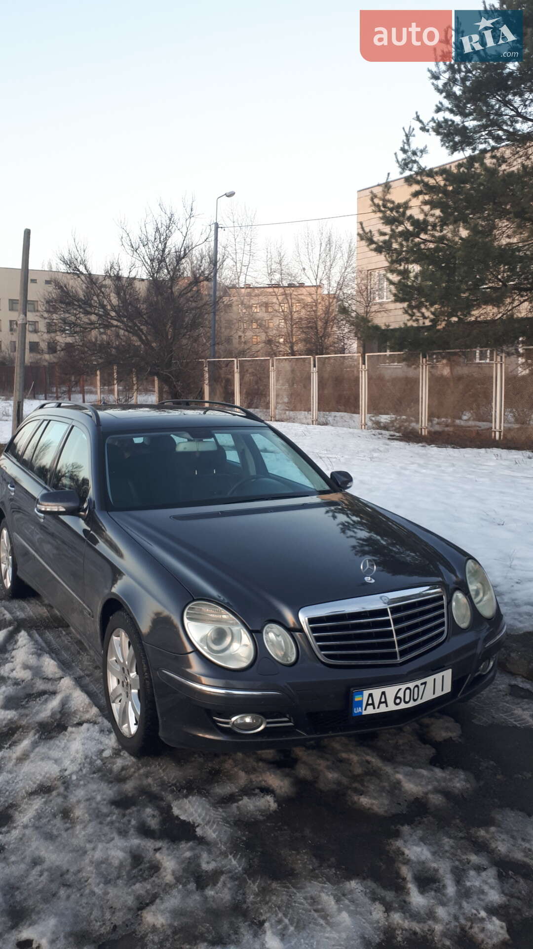 Mercedes-Benz E-Class 2007 VIN WDB2112541B278028 фото оголошення 4 з 9