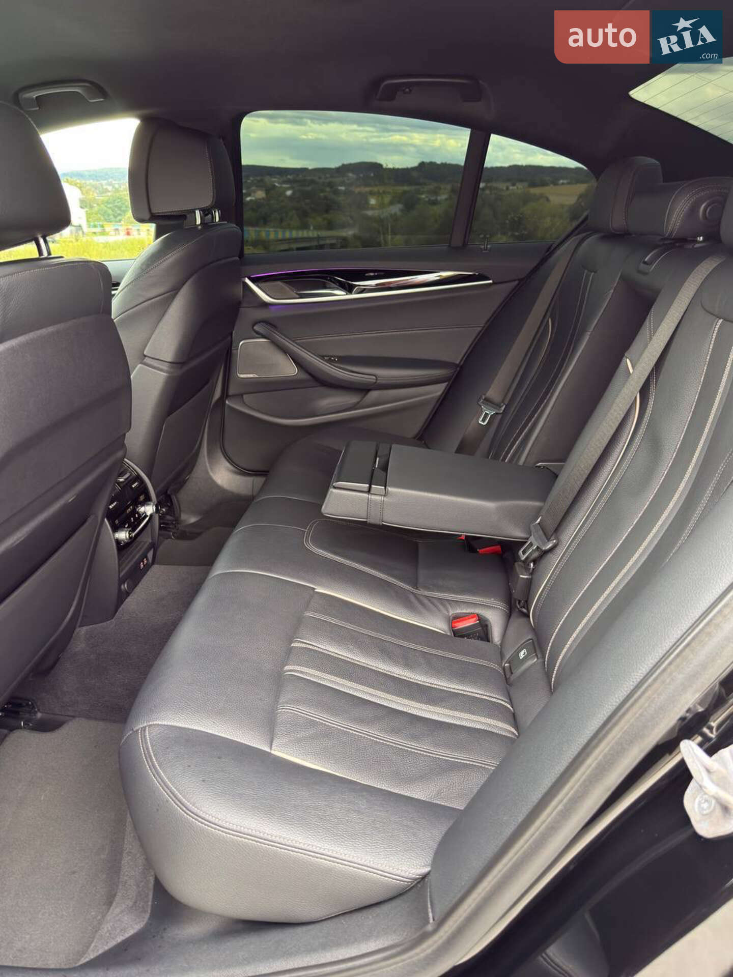 BMW 5 Series 2021 VIN WBA51BL020WX26415 фото оголошення 12 з 42
