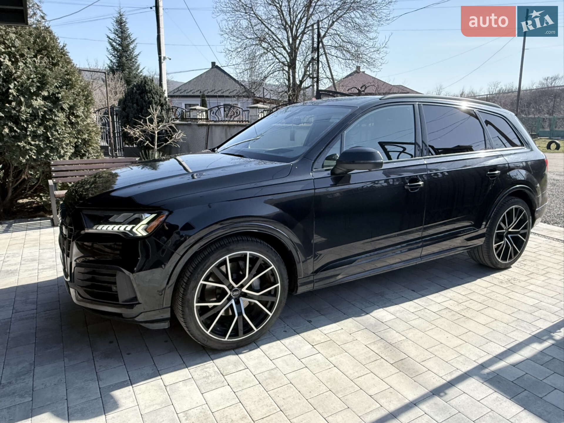 Audi Q7 2020 VIN WA1VXAF71MD011660 фото оголошення 3 з 32