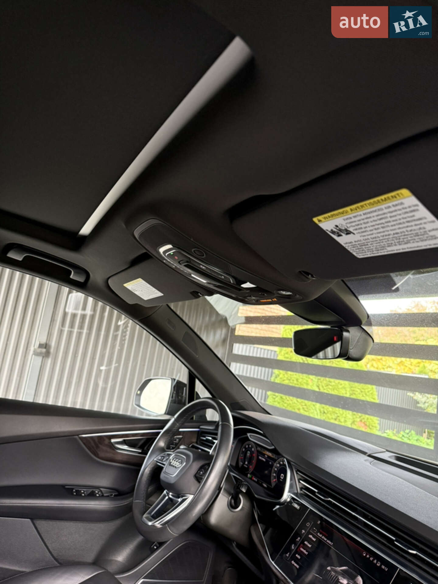 Audi Q7 2020 VIN WA1VXAF71MD011660 фото оголошення 15 з 32