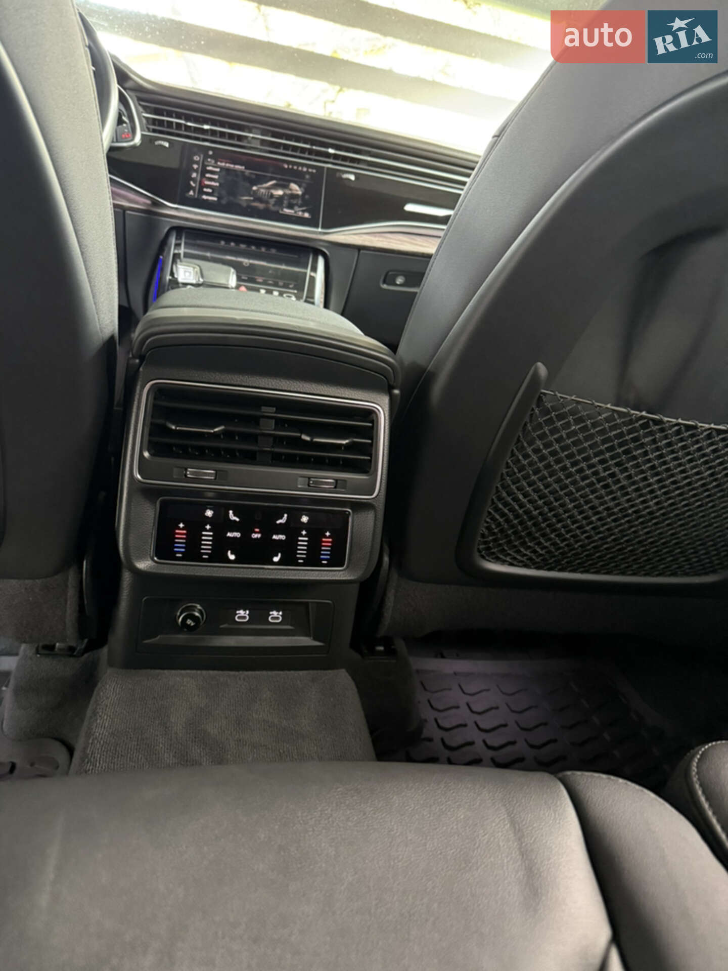 Audi Q7 2020 VIN WA1VXAF71MD011660 фото оголошення 21 з 32