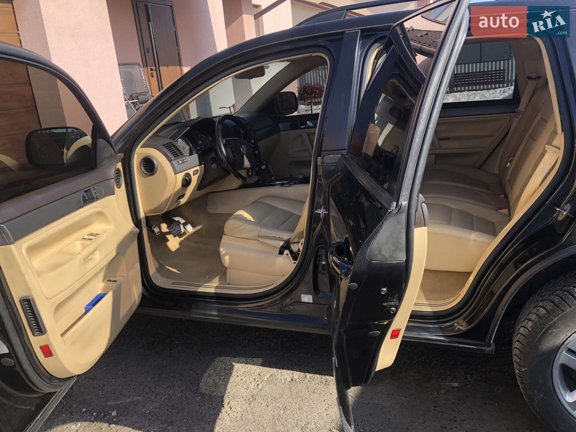 Volkswagen Touareg 2005 VIN WVGZZZ7LZ6D013760 фото оголошення 8 з 23