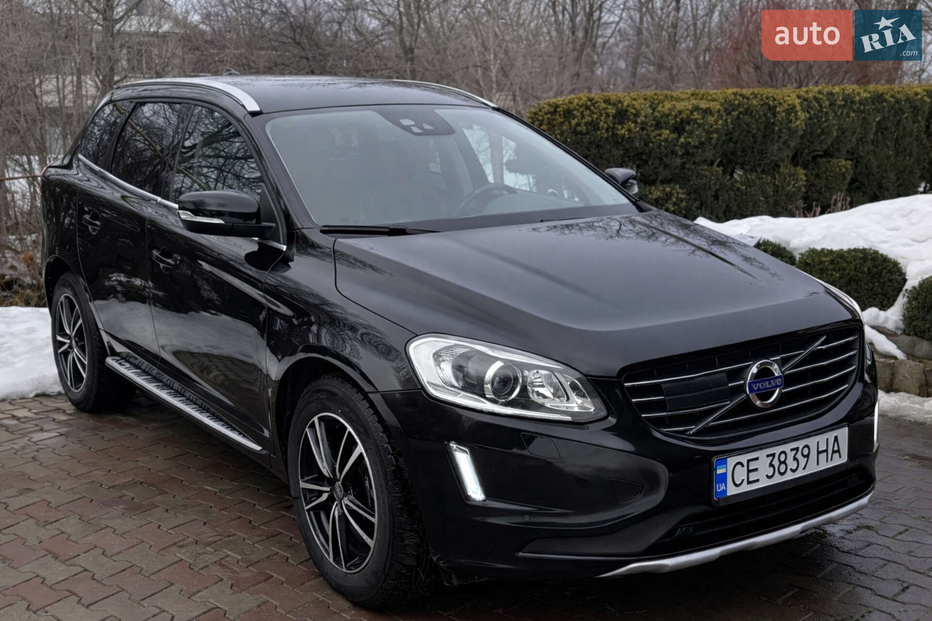 Volvo XC60 2014 VIN YV1DZ73CDF2703046 фото оголошення 2 з 32
