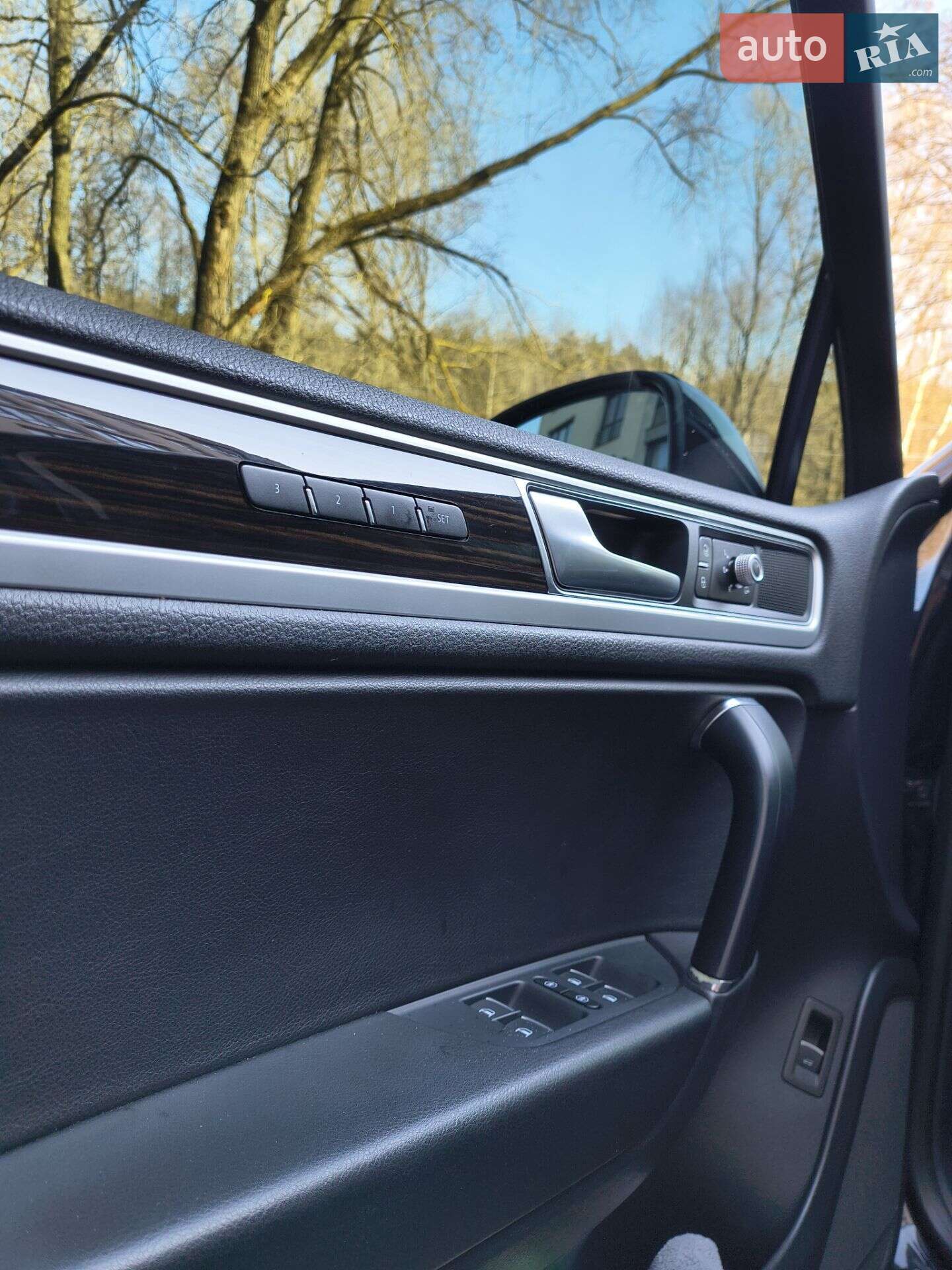 Volkswagen Touareg 2017 VIN WVGZZZ7PZHD025755 фото оголошення 7 з 35