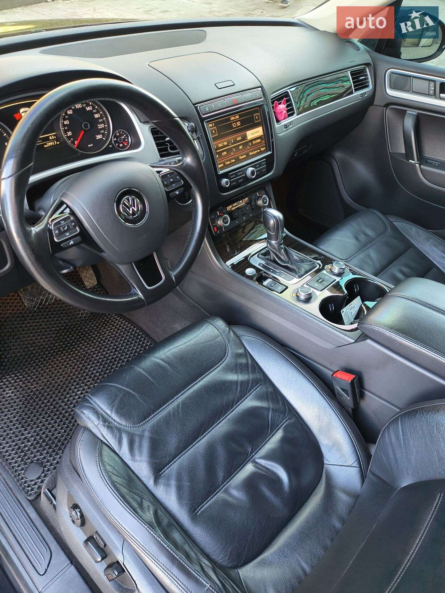 Volkswagen Touareg 2017 VIN WVGZZZ7PZHD025755 фото оголошення 8 з 35