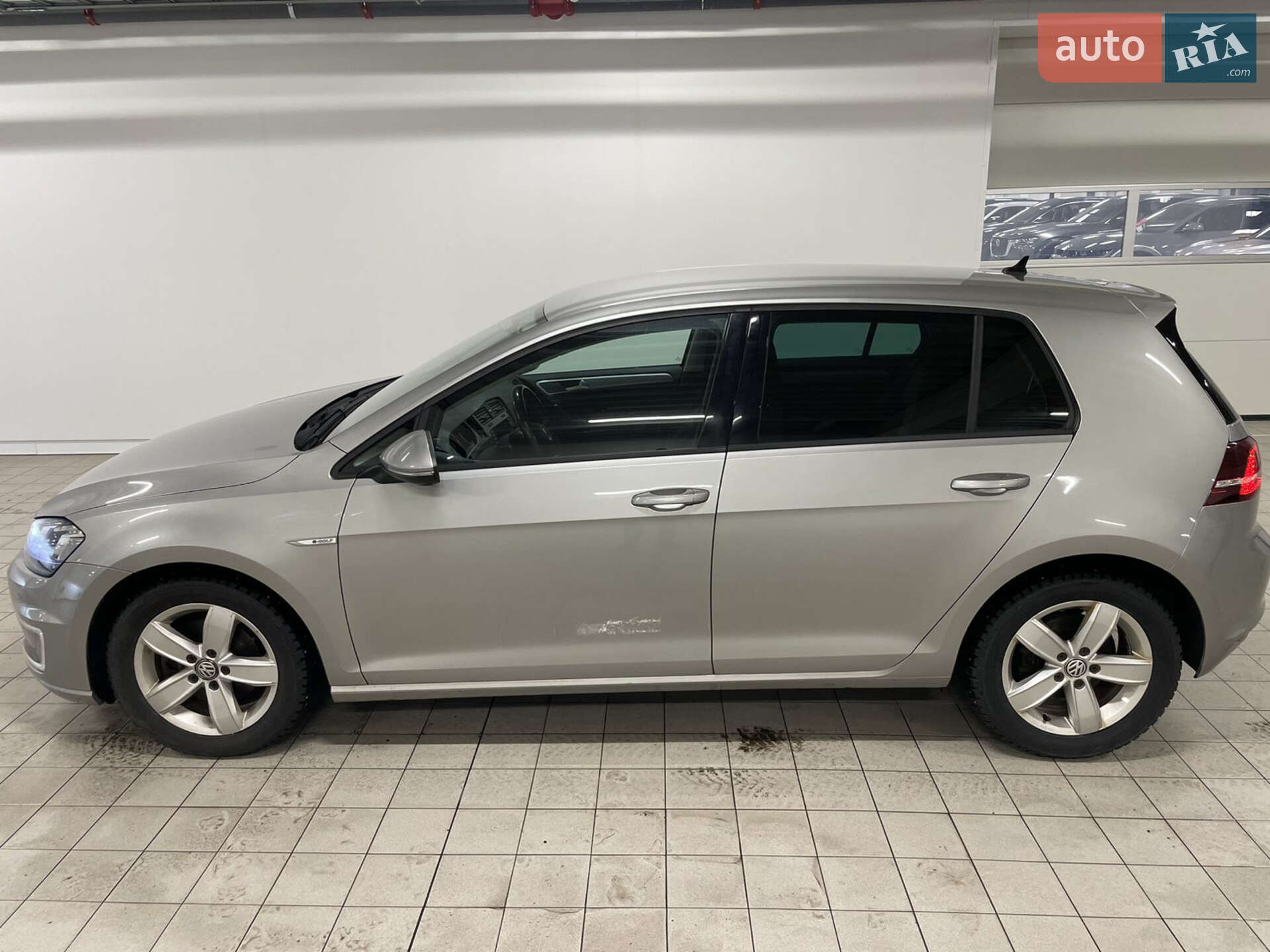 Volkswagen e-Golf 2015 VIN WVWZZZAUZGW902342 фото оголошення 4 з 10