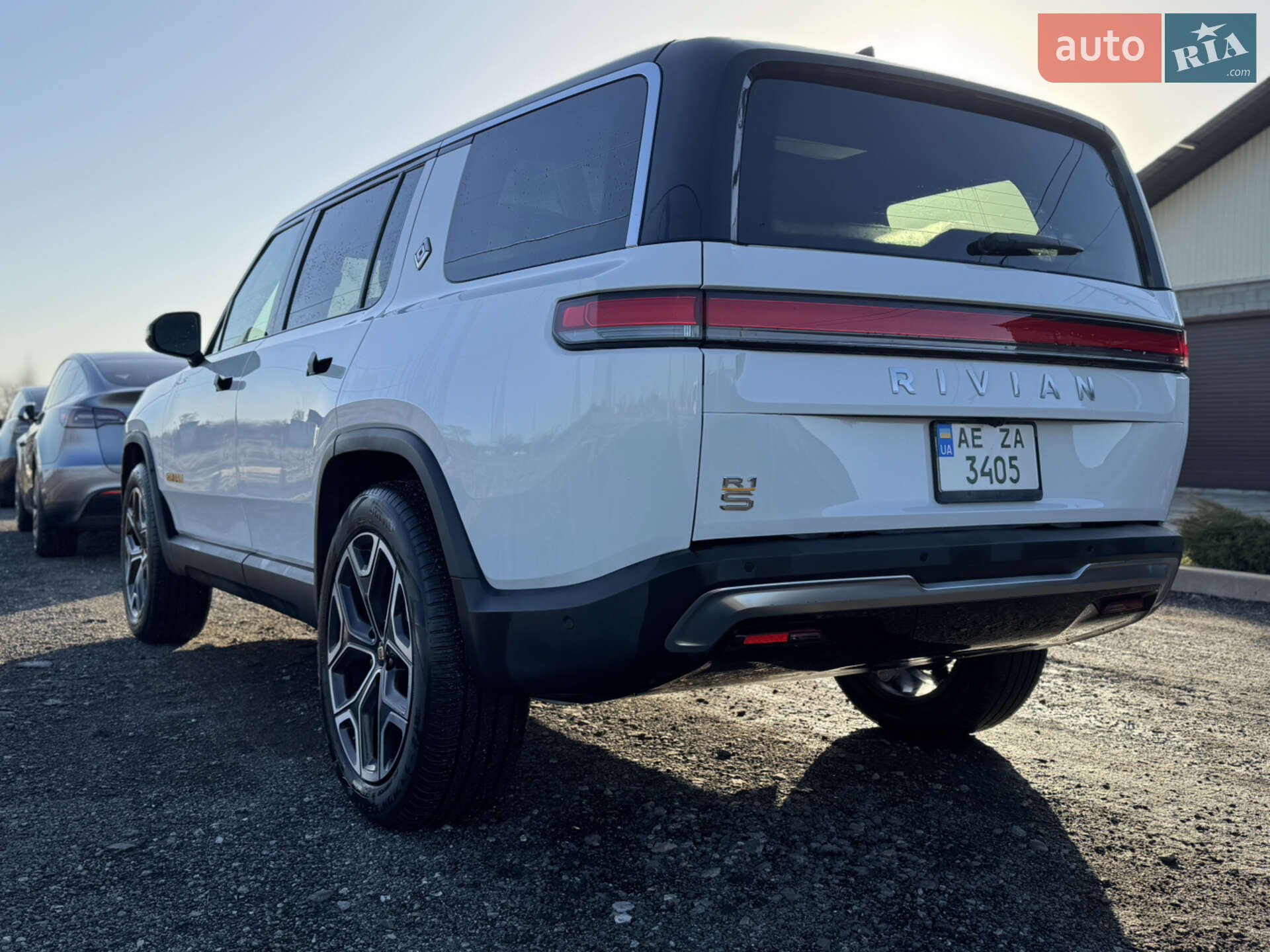 Rivian R1S 2024 VIN 7PDSGABA9RN043650 фото оголошення 54 з 56