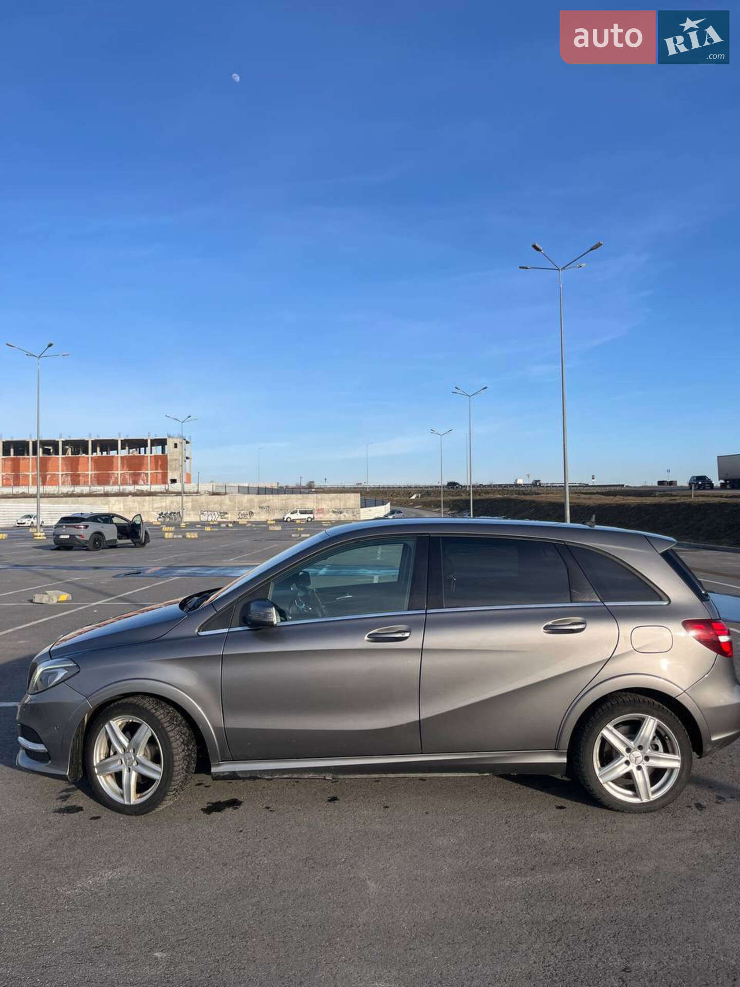 Mercedes-Benz B-Class 2014 VIN WDD2428901J005038 фото оголошення 7 з 22