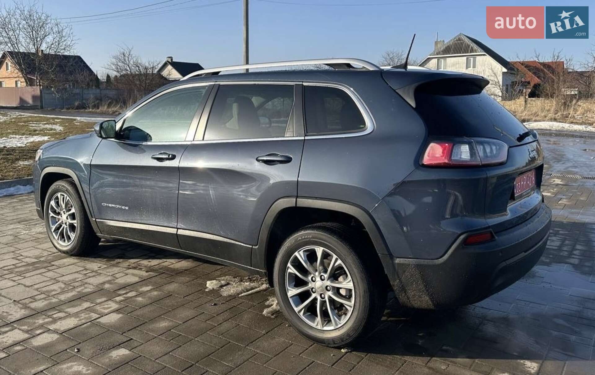 Jeep Cherokee 2019 VIN 1C4PJLLB9LD536114 фото оголошення 6 з 12