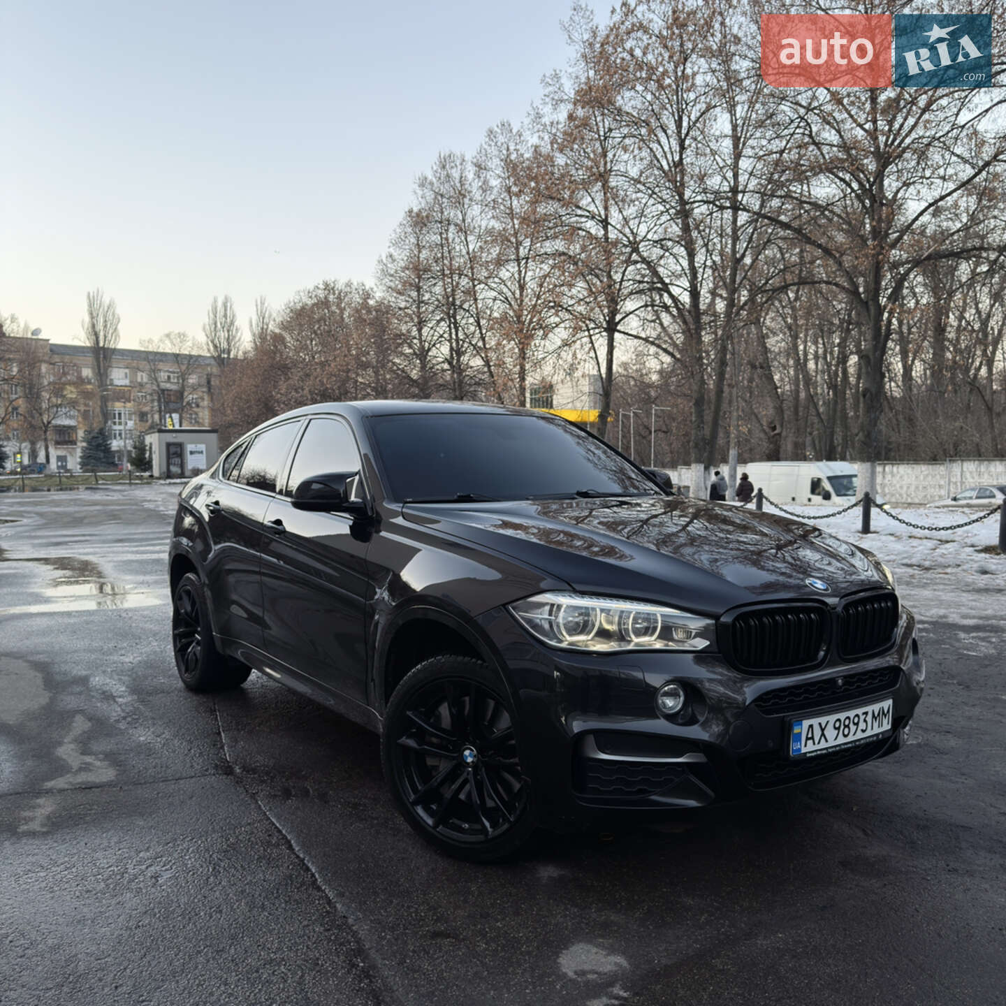 BMW X6 2017 VIN WBAKV610X00W35977 фото оголошення 3 з 28