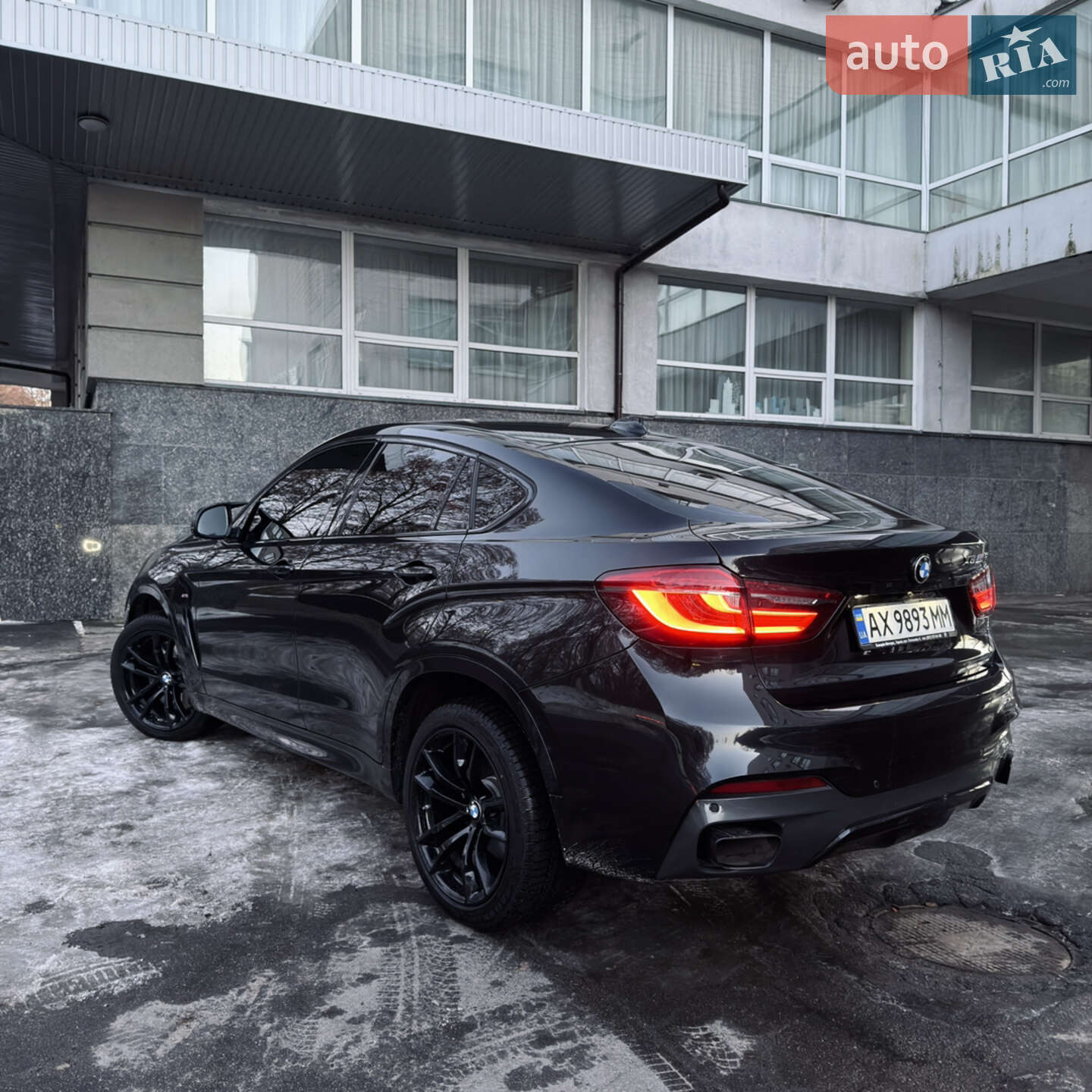 BMW X6 2017 VIN WBAKV610X00W35977 фото оголошення 4 з 28