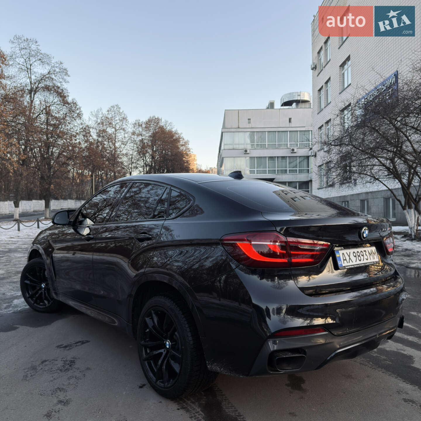 BMW X6 2017 VIN WBAKV610X00W35977 фото оголошення 10 з 28