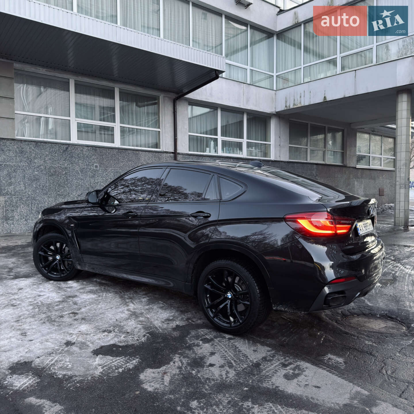 BMW X6 2017 VIN WBAKV610X00W35977 фото оголошення 12 з 28