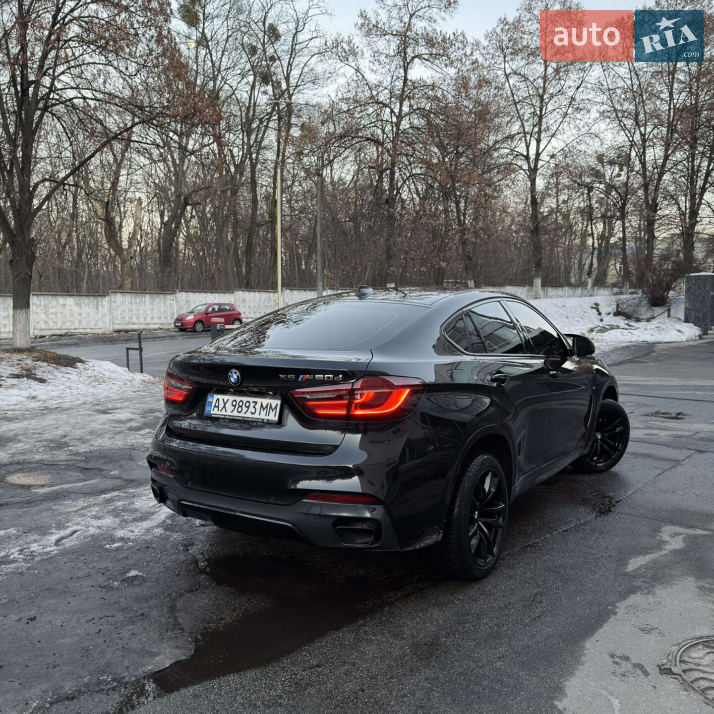 BMW X6 2017 VIN WBAKV610X00W35977 фото оголошення 17 з 28