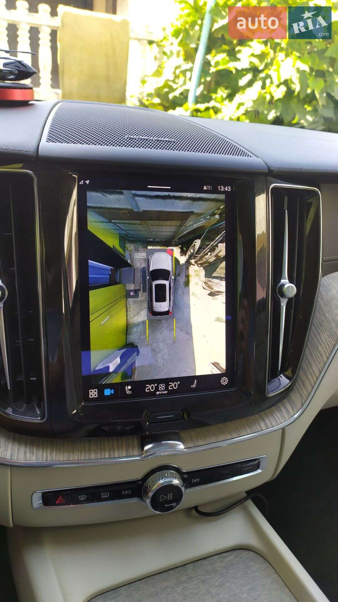 Volvo XC60 2022 VIN YV1UZK5VDN1079682 фото оголошення 23 з 38