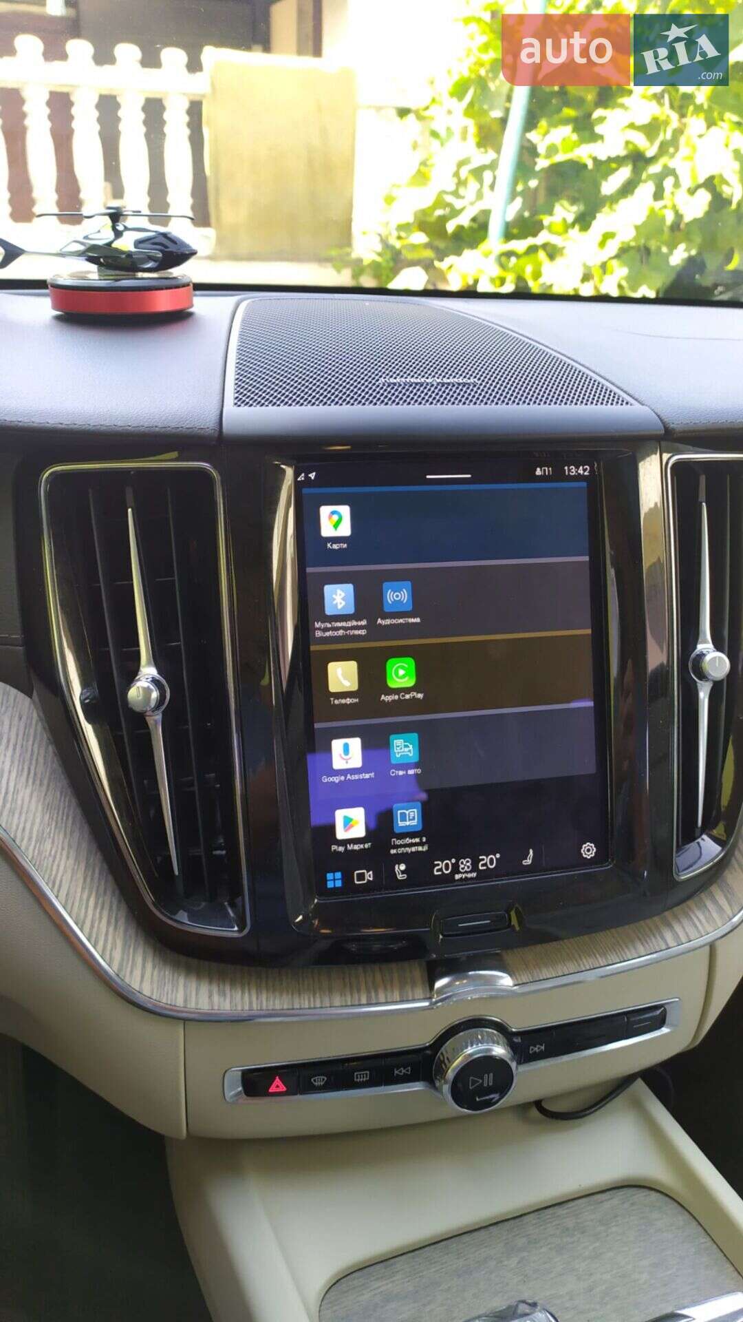 Volvo XC60 2022 VIN YV1UZK5VDN1079682 фото оголошення 24 з 38