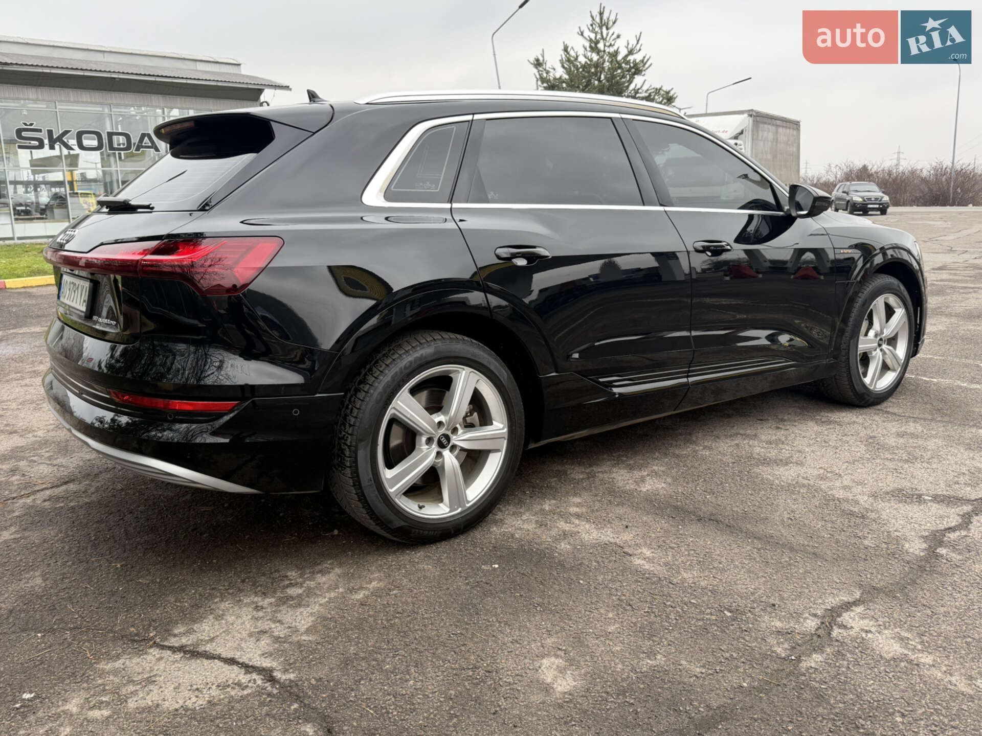Audi e-tron 2020 VIN WAUZZZGE9LB014598 фото оголошення 14 з 43