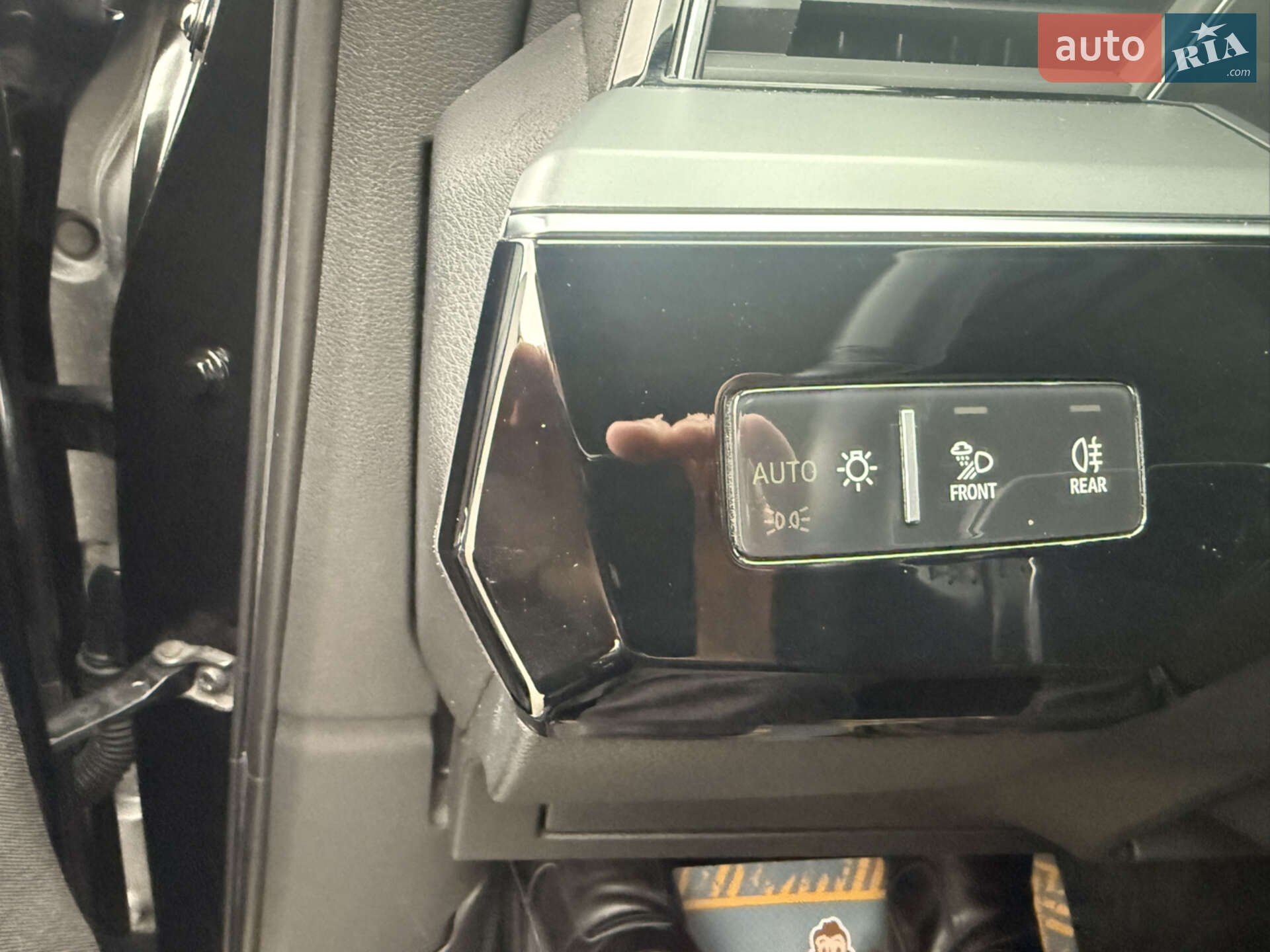 Audi e-tron 2020 VIN WAUZZZGE9LB014598 фото оголошення 24 з 43