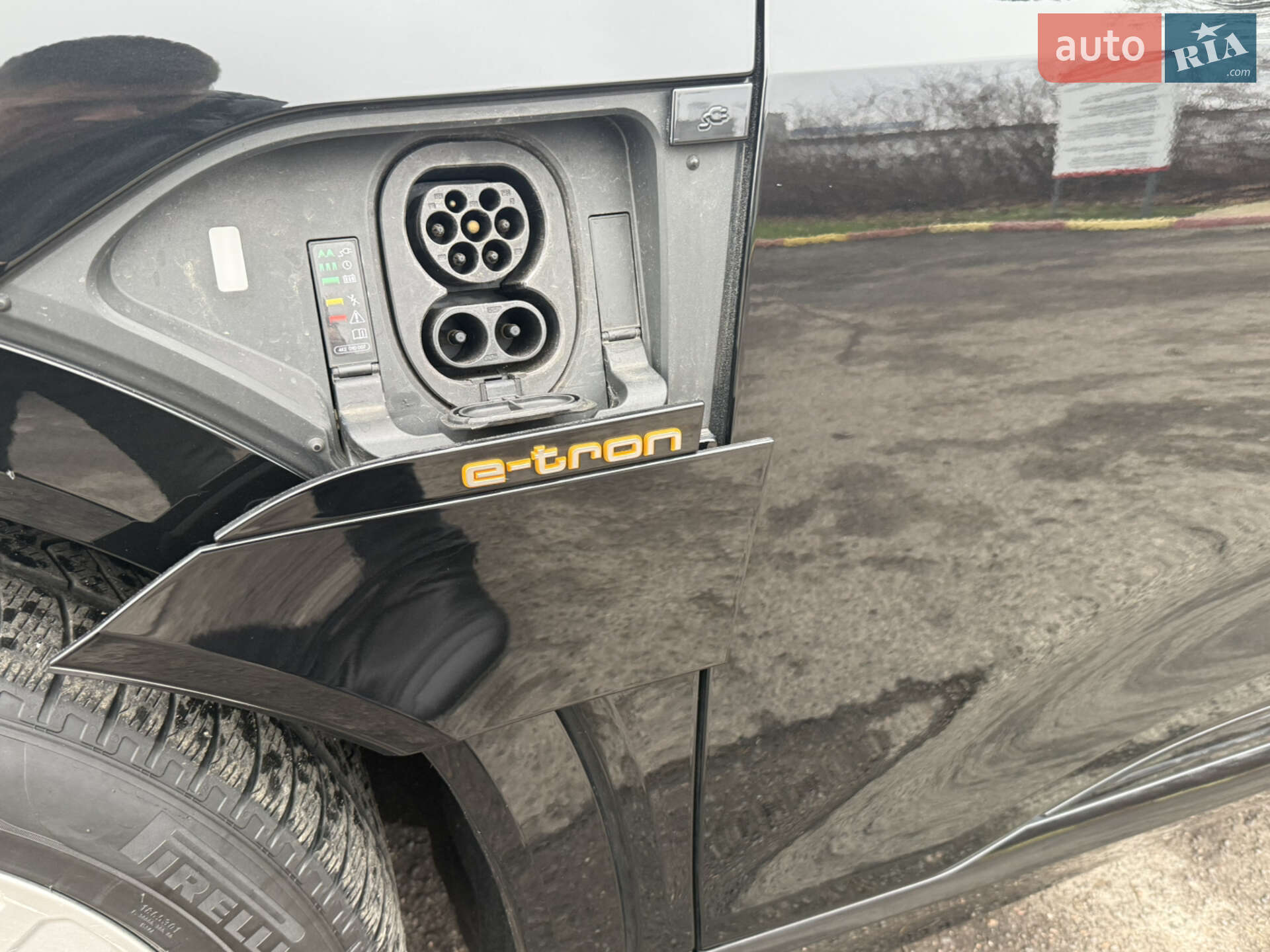 Audi e-tron 2020 VIN WAUZZZGE9LB014598 фото оголошення 43 з 43