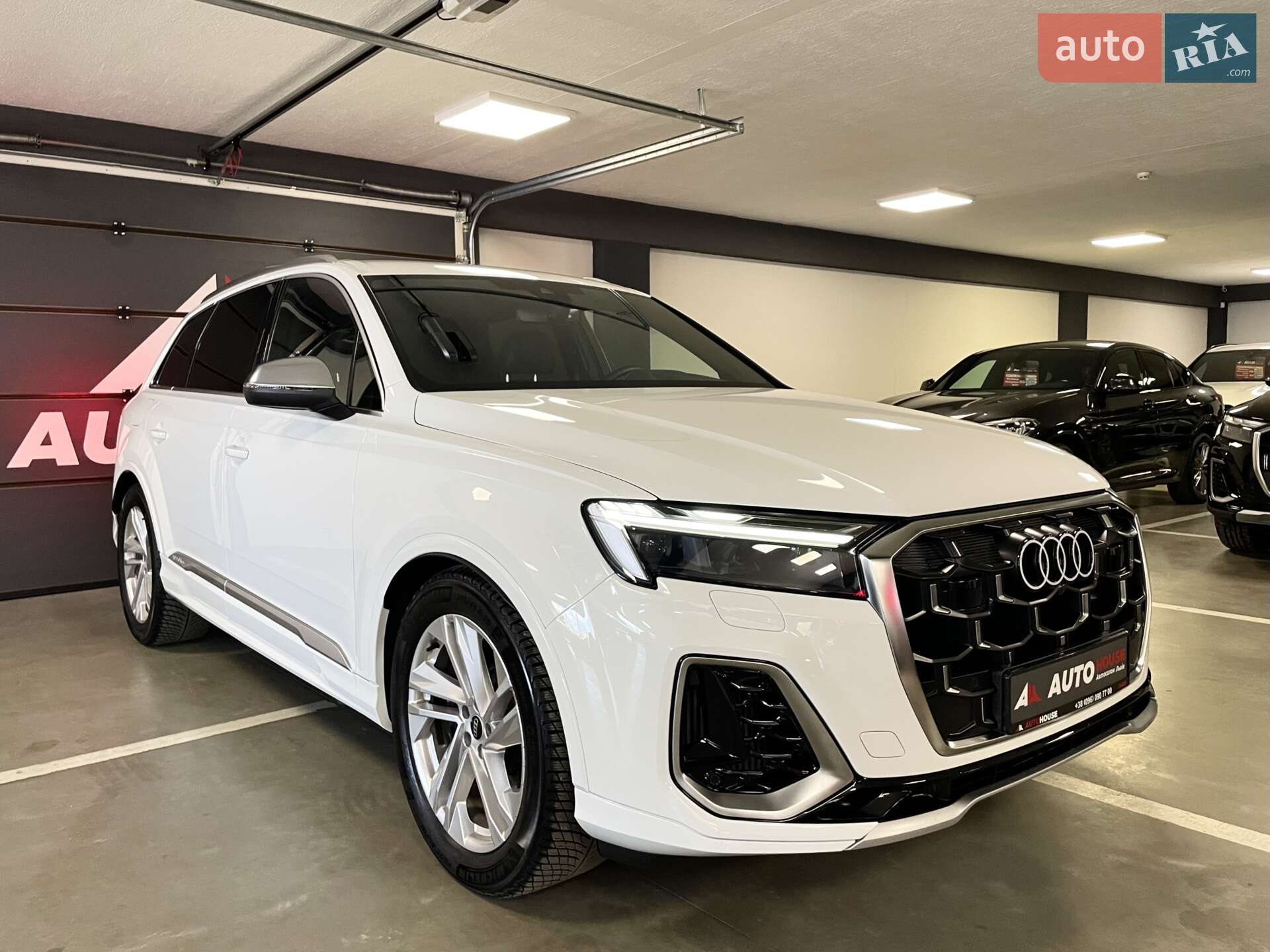 Audi SQ7 2024 VIN WAUZZZ4M5RD013716 фото оголошення 2 з 75