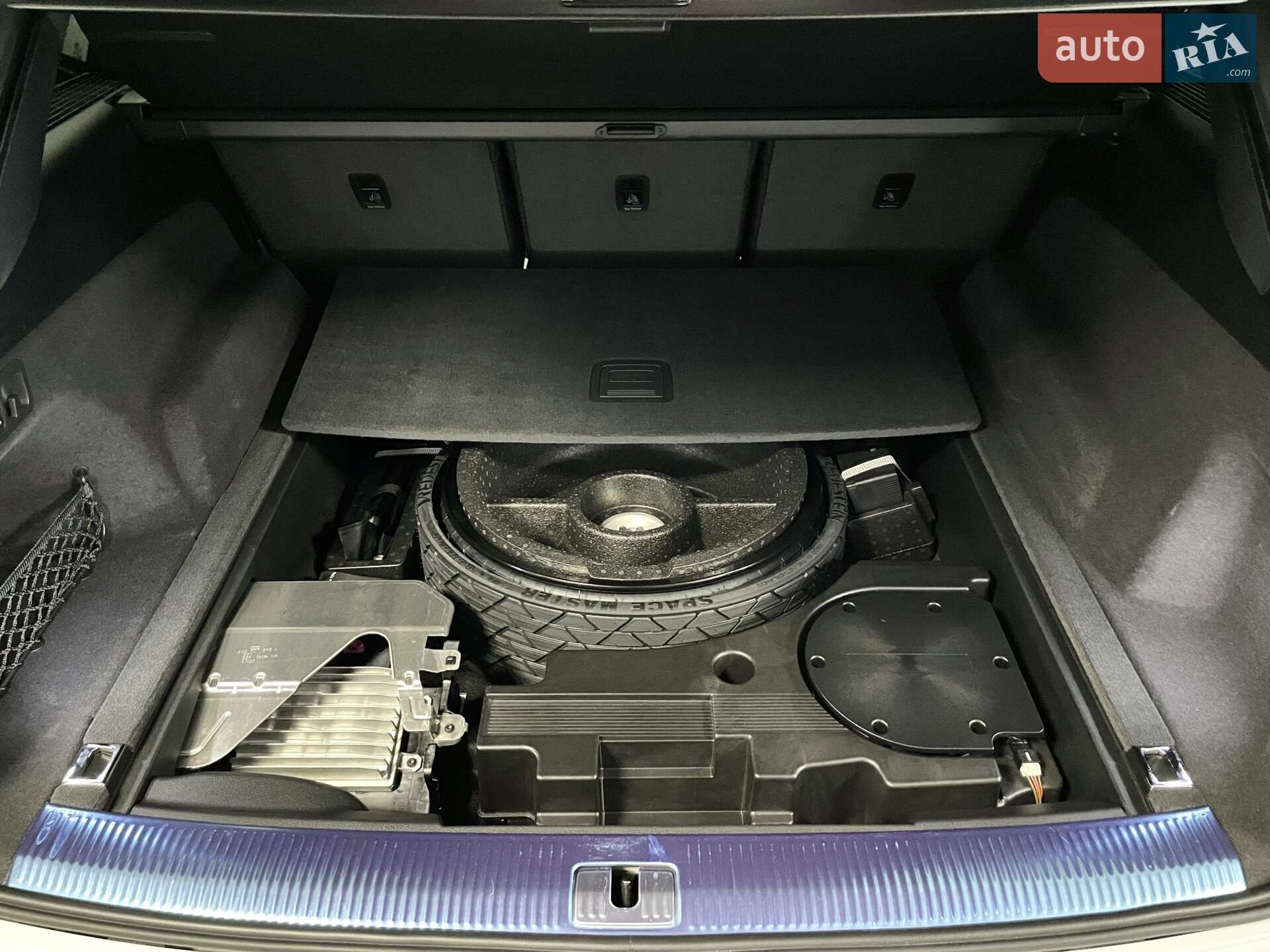 Audi SQ7 2024 VIN WAUZZZ4M5RD013716 фото оголошення 20 з 75