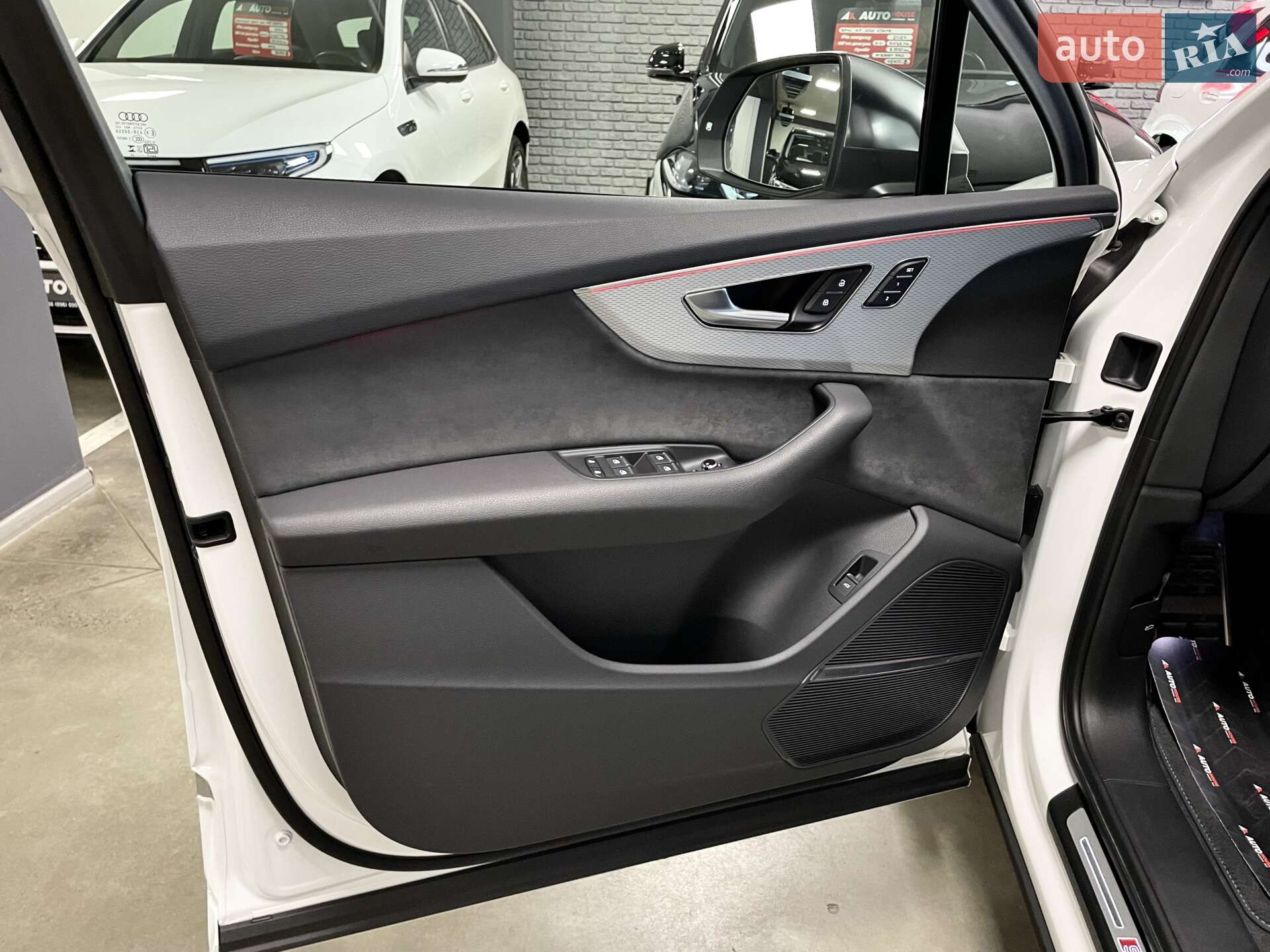 Audi SQ7 2024 VIN WAUZZZ4M5RD013716 фото оголошення 22 з 75
