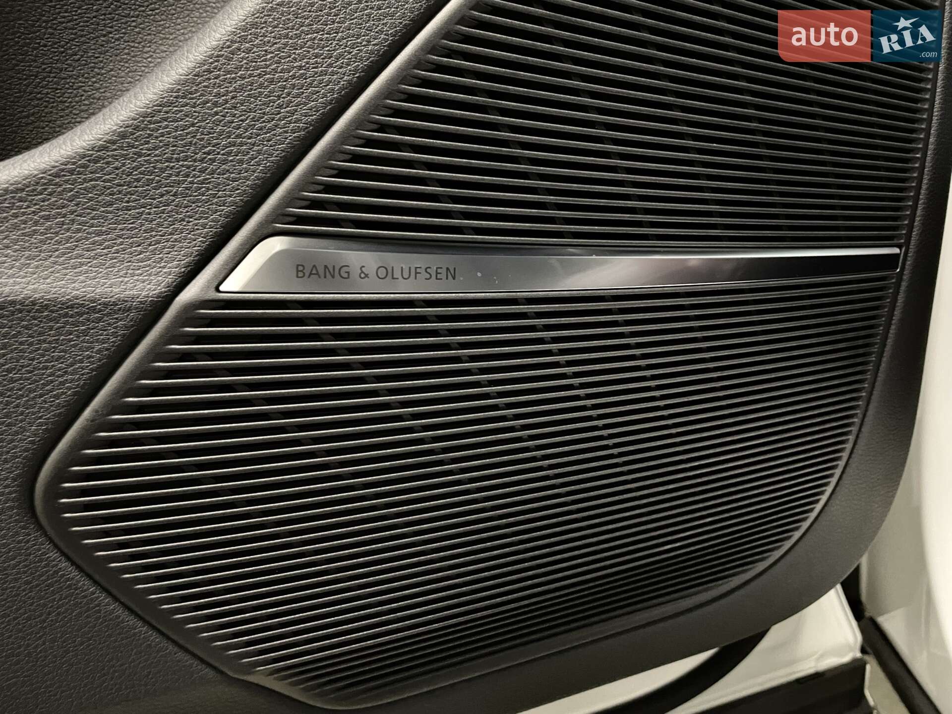 Audi SQ7 2024 VIN WAUZZZ4M5RD013716 фото оголошення 24 з 75