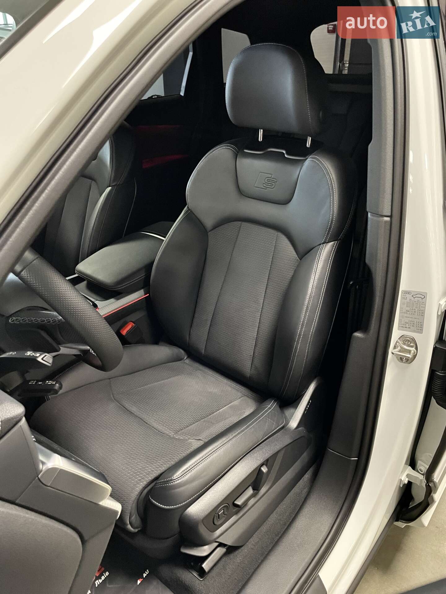 Audi SQ7 2024 VIN WAUZZZ4M5RD013716 фото оголошення 25 з 75