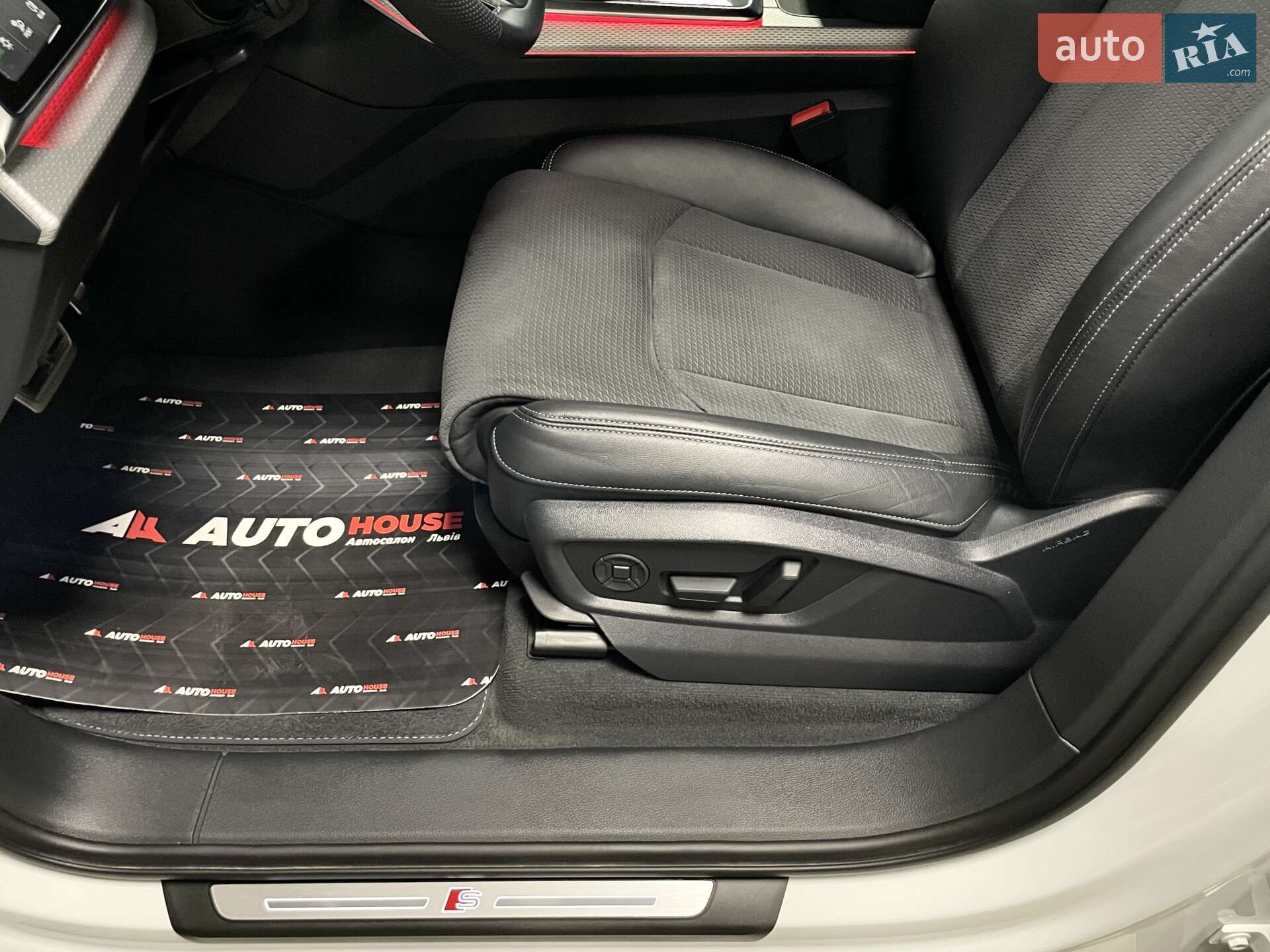 Audi SQ7 2024 VIN WAUZZZ4M5RD013716 фото оголошення 26 з 75
