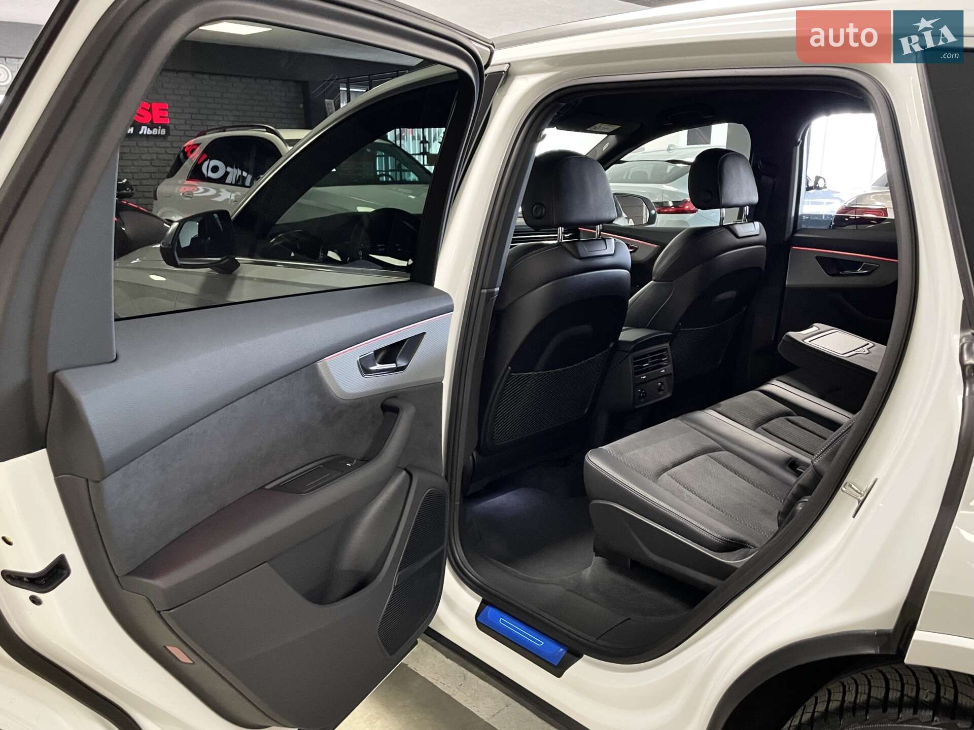 Audi SQ7 2024 VIN WAUZZZ4M5RD013716 фото оголошення 29 з 75