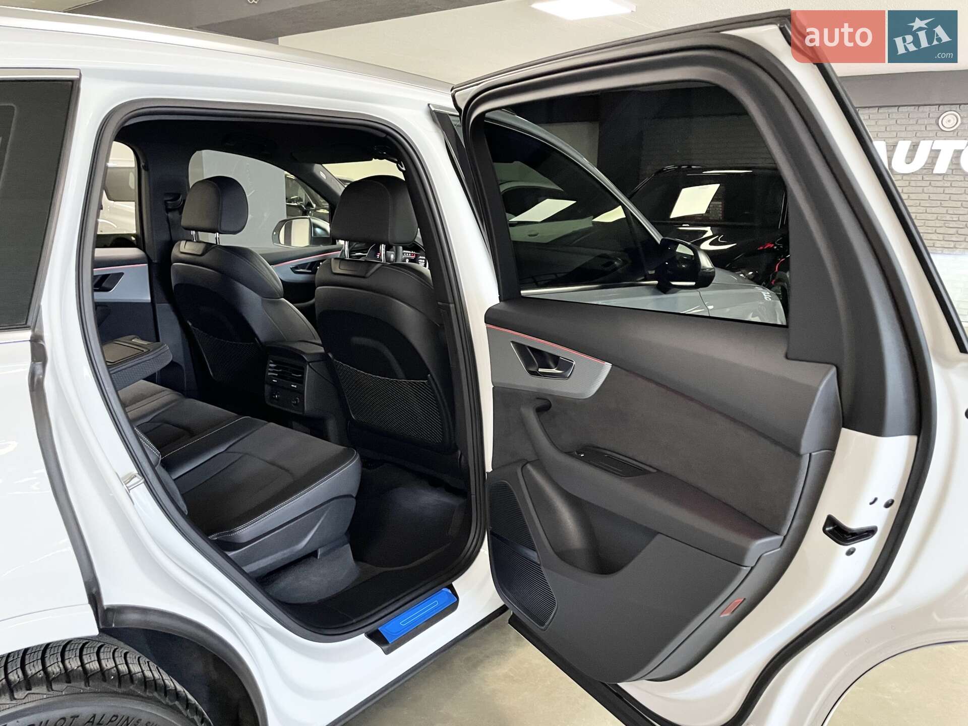 Audi SQ7 2024 VIN WAUZZZ4M5RD013716 фото оголошення 30 з 75