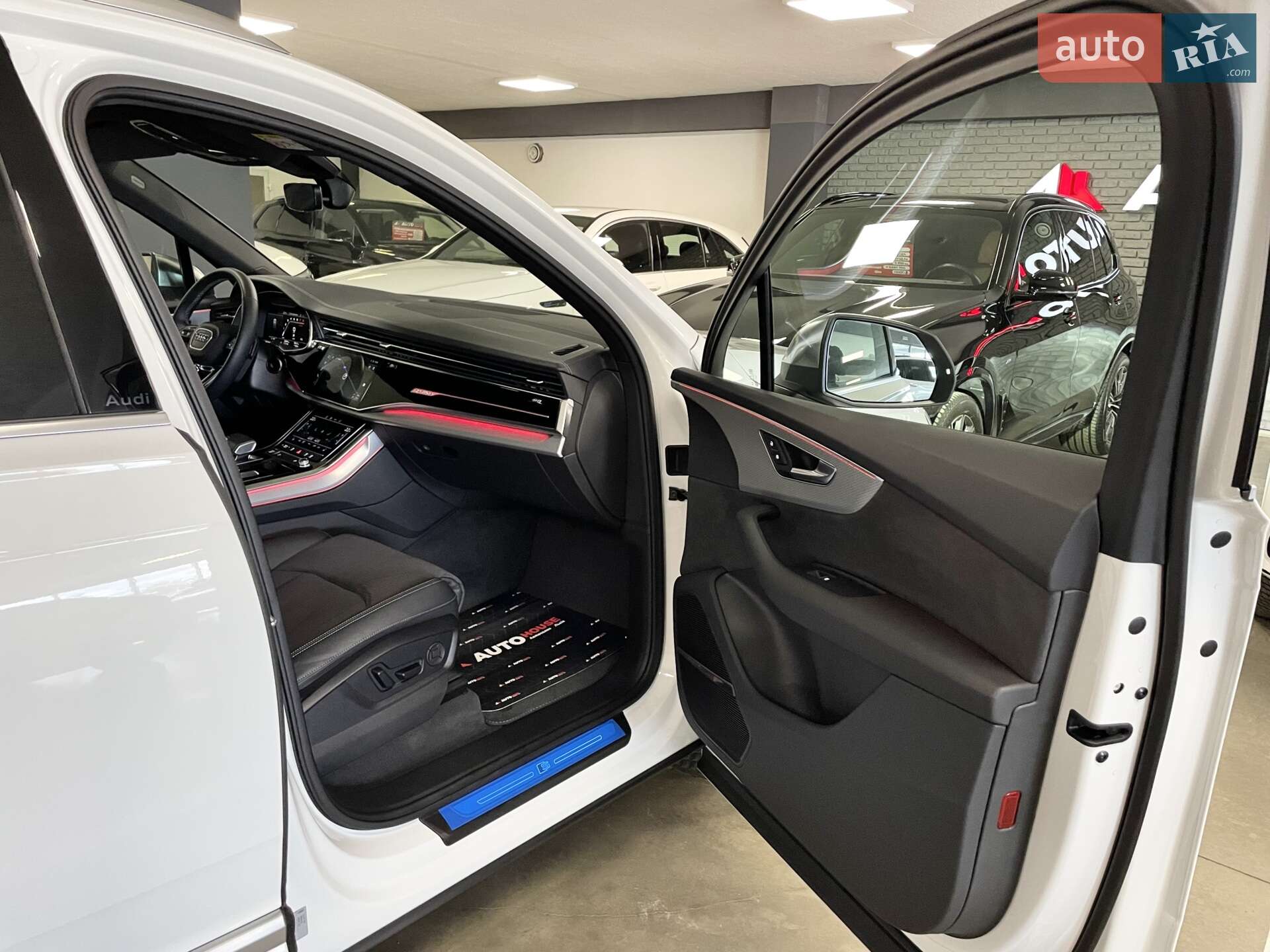 Audi SQ7 2024 VIN WAUZZZ4M5RD013716 фото оголошення 33 з 75