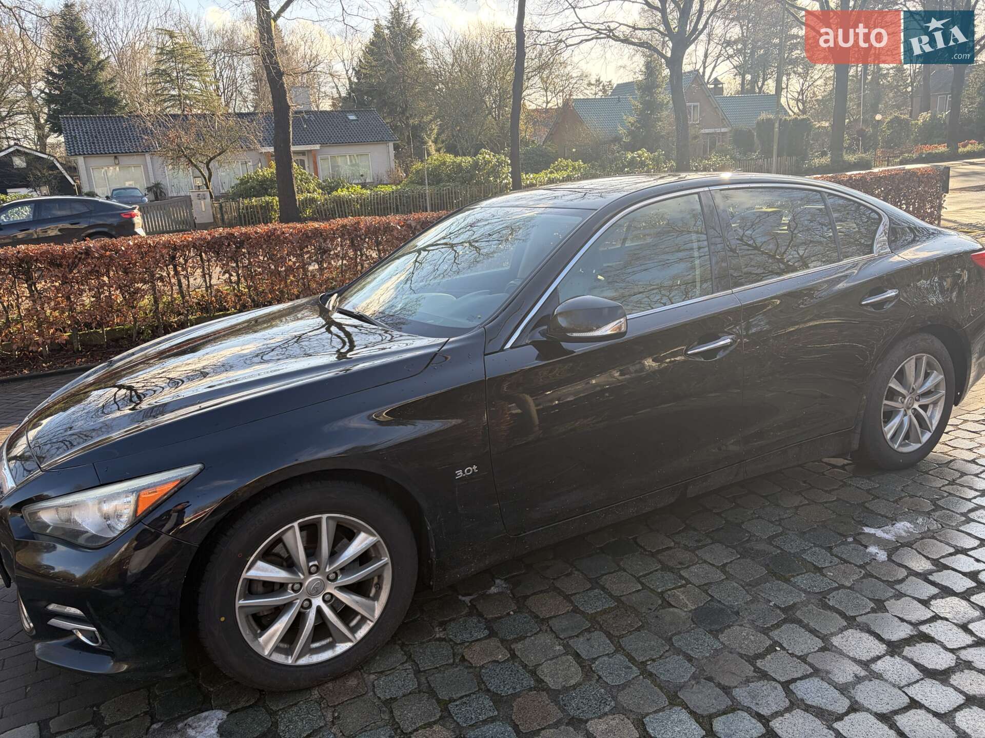 Infiniti Q50 2016 VIN JN1EV7AR7HM830091 фото оголошення 2 з 9