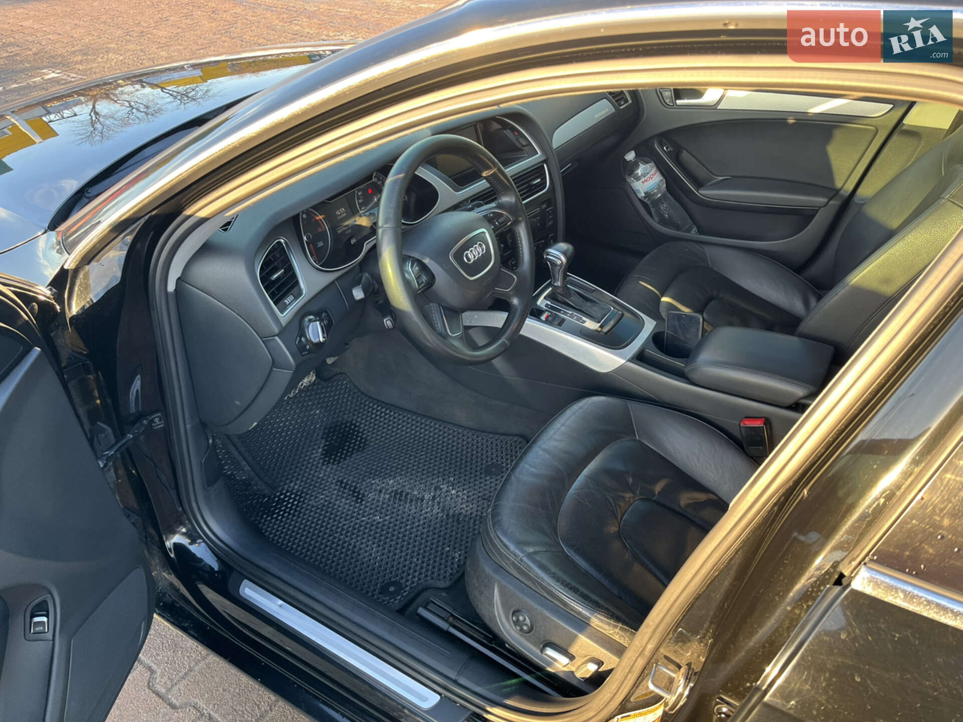 Audi A4 2012 VIN WAUBFAFL0DA156826 фото оголошення 11 з 12