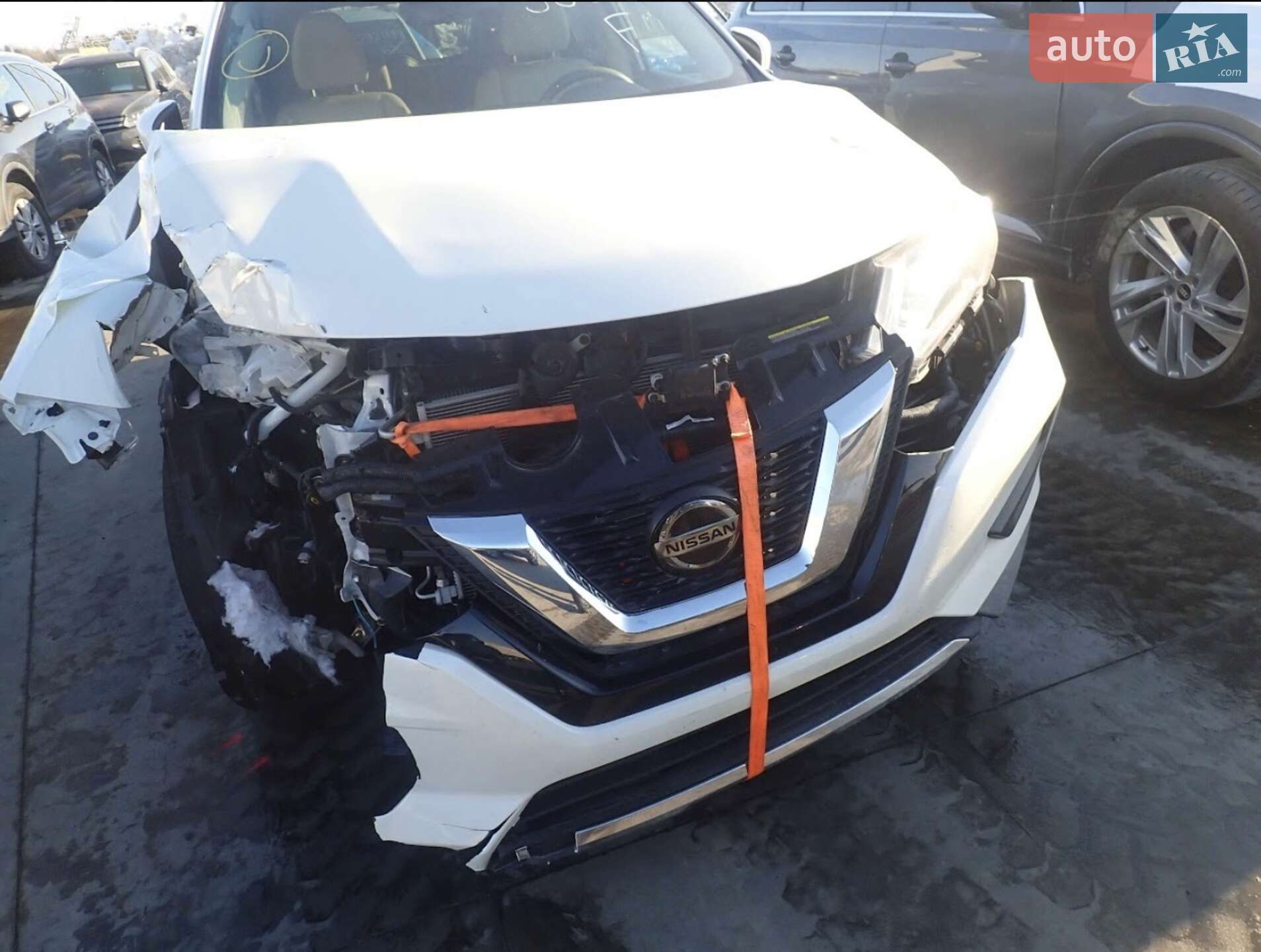 Nissan Rogue 2019 VIN KNMAT2MT7KP552097 фото оголошення 14 з 20