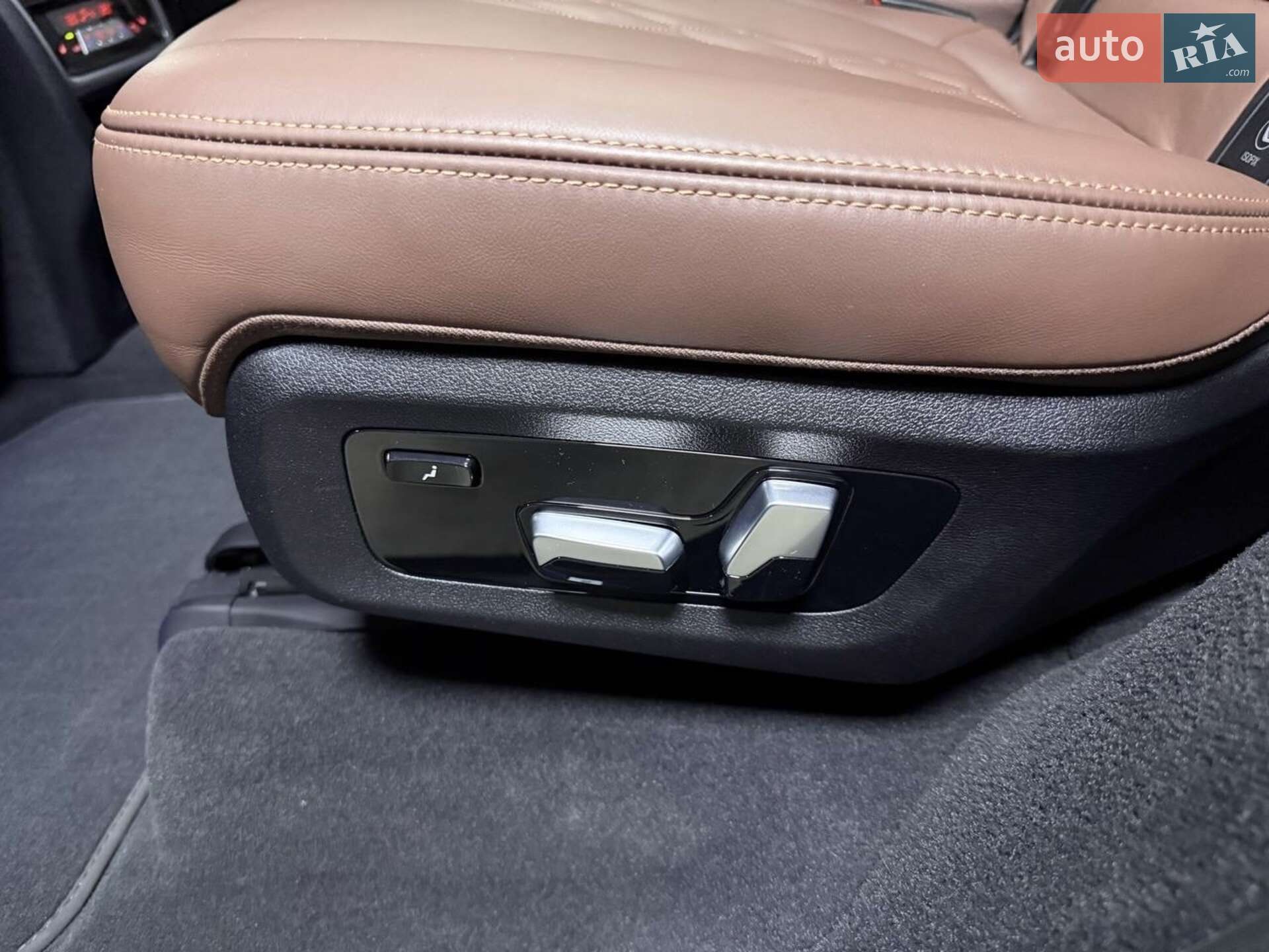 BMW X7 2022 VIN WBACW010X09K94459 фото оголошення 67 з 119