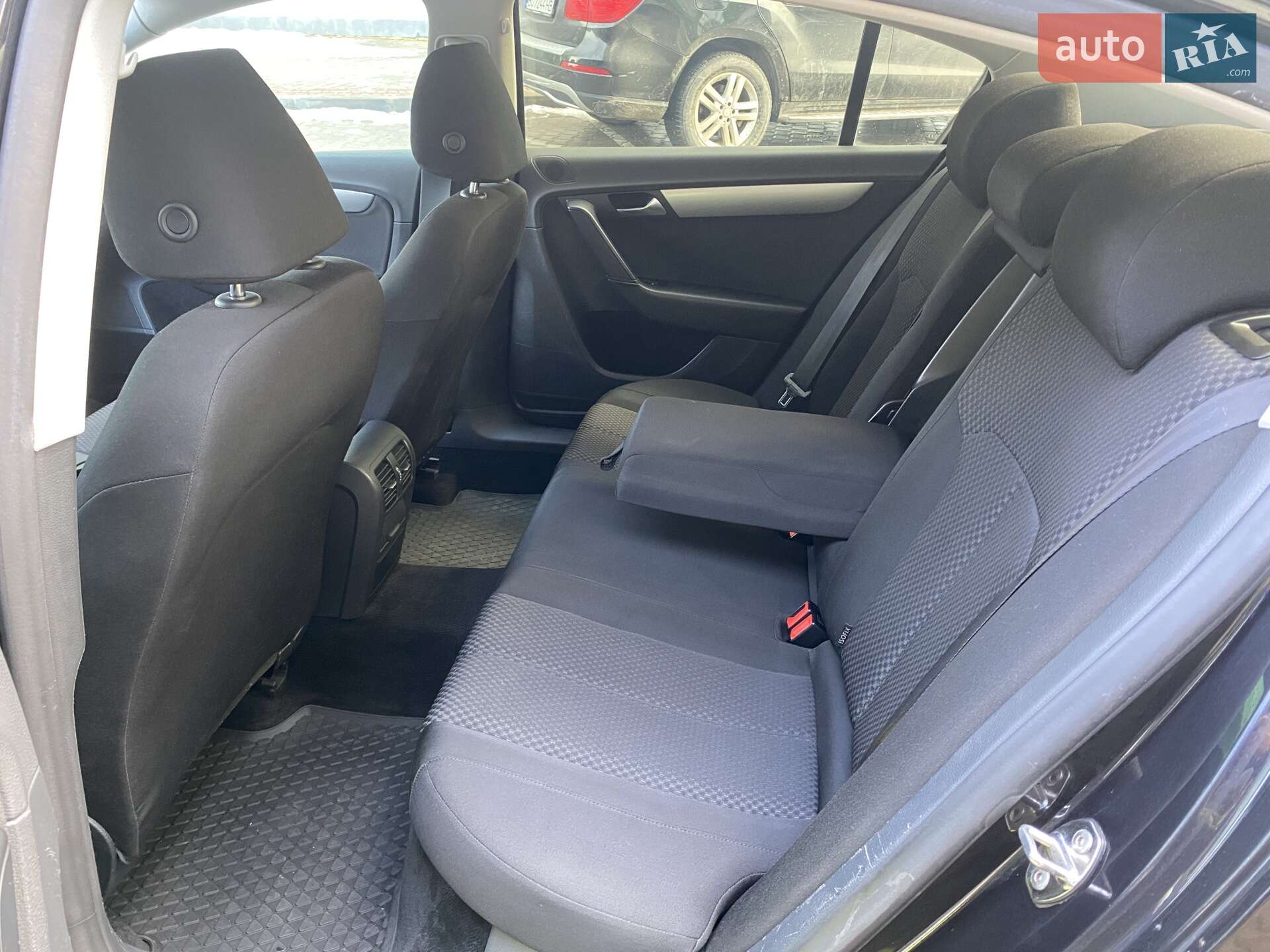Volkswagen Passat 2012 VIN WVWZZZ3CZCP077917 фото оголошення 3 з 14