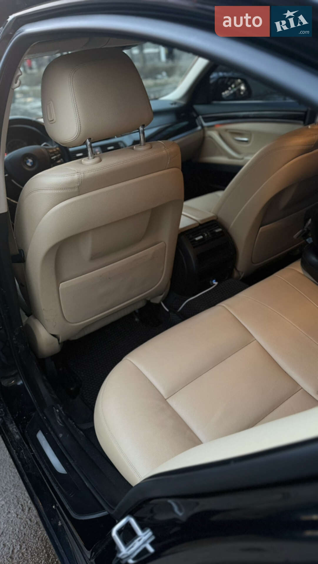 BMW 5 Series 2015 VIN WBA5A5C57GD529324 фото оголошення 10 з 13