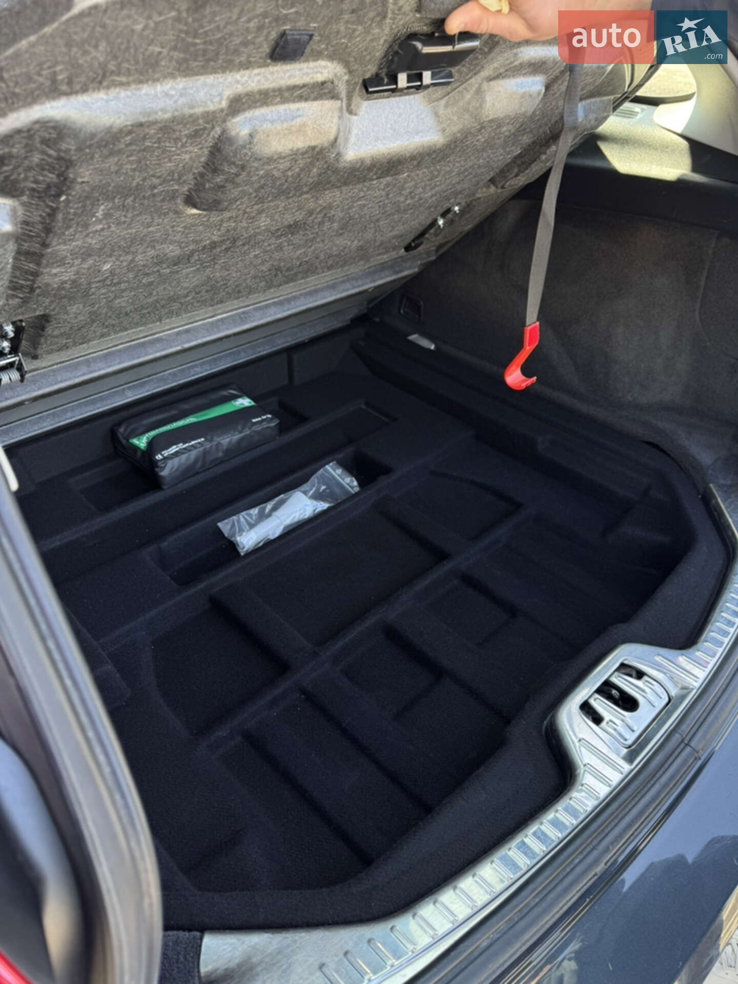 Volvo V60 2014 VIN YV1FW73CDE1203037 фото оголошення 8 з 20