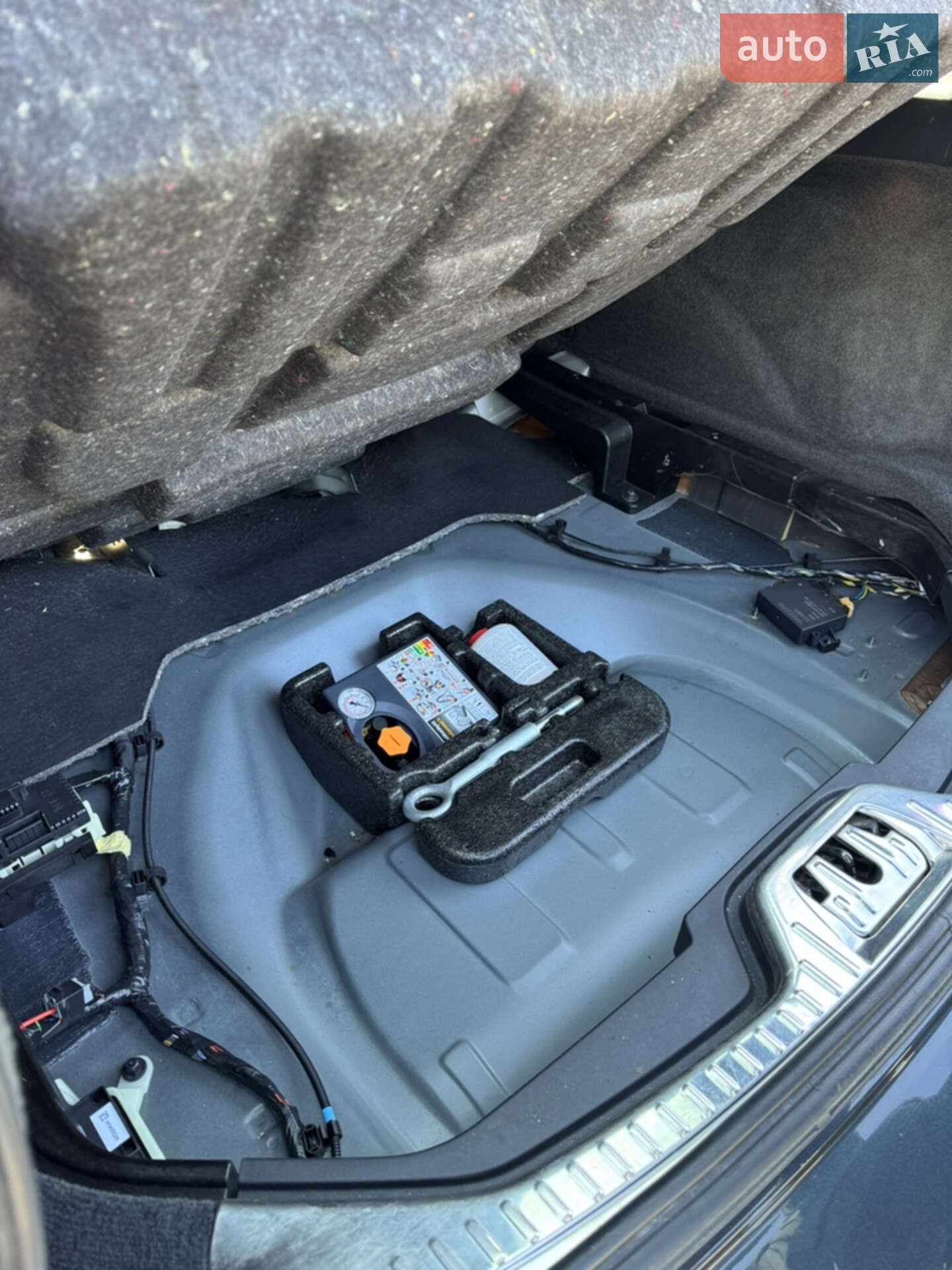 Volvo V60 2014 VIN YV1FW73CDE1203037 фото оголошення 9 з 20