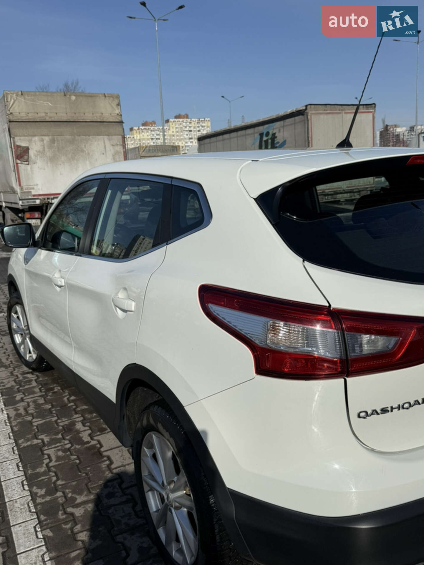 Nissan Qashqai 2016 VIN SJNFDAJ11U1853644 фото оголошення 6 з 17