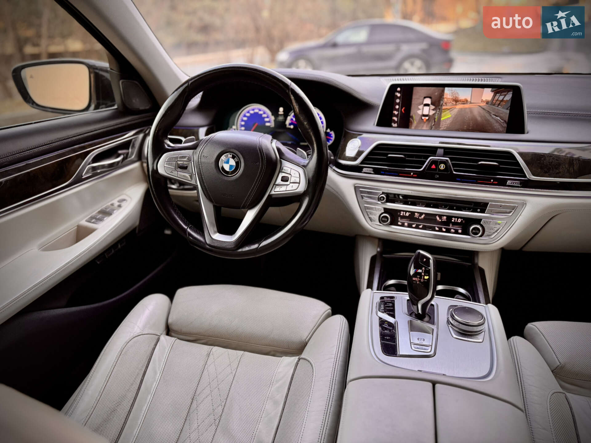 BMW 7 Series 2015 VIN WBA7E2C54GG504438 фото оголошення 14 з 29