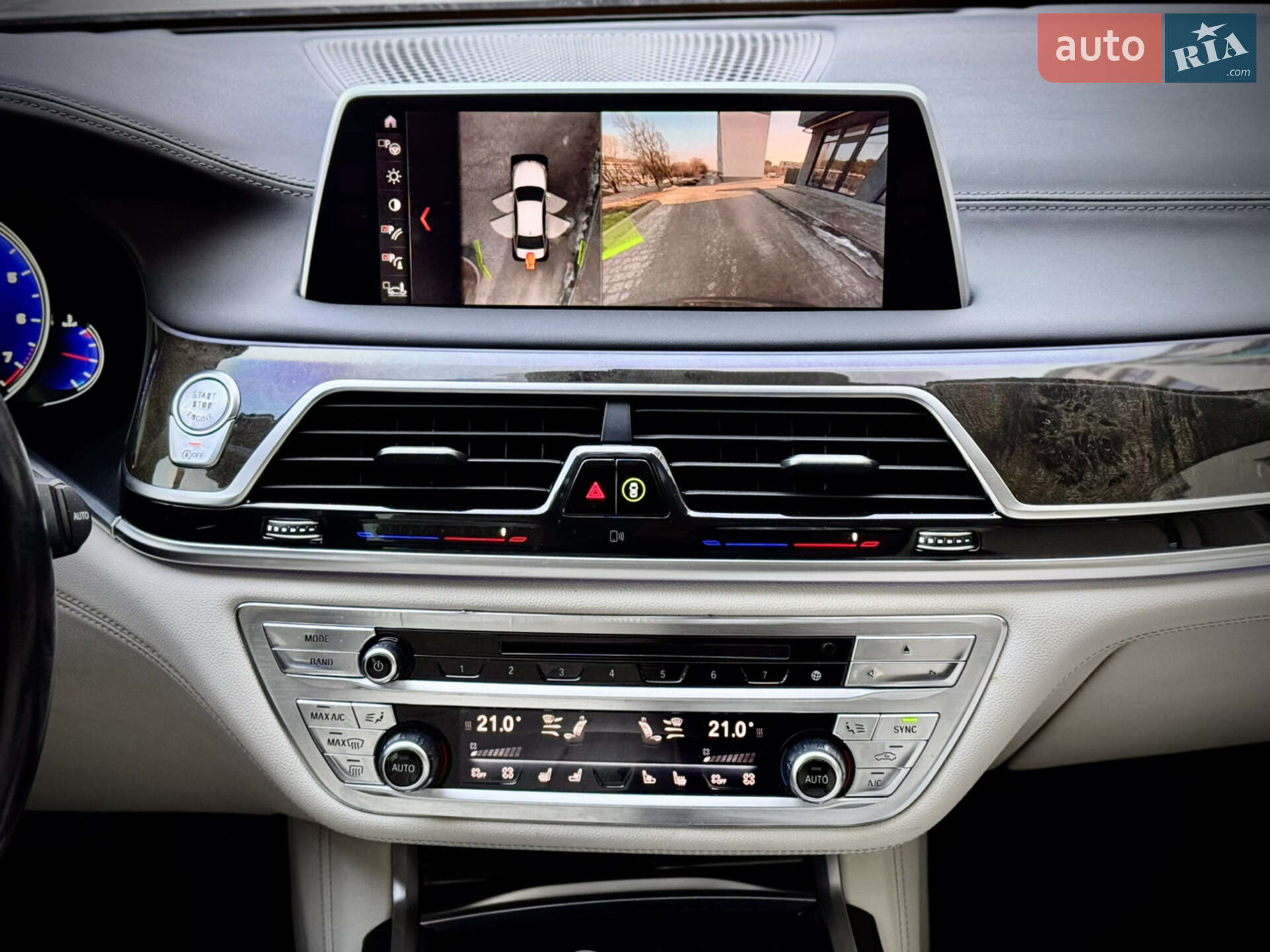 BMW 7 Series 2015 VIN WBA7E2C54GG504438 фото оголошення 20 з 29