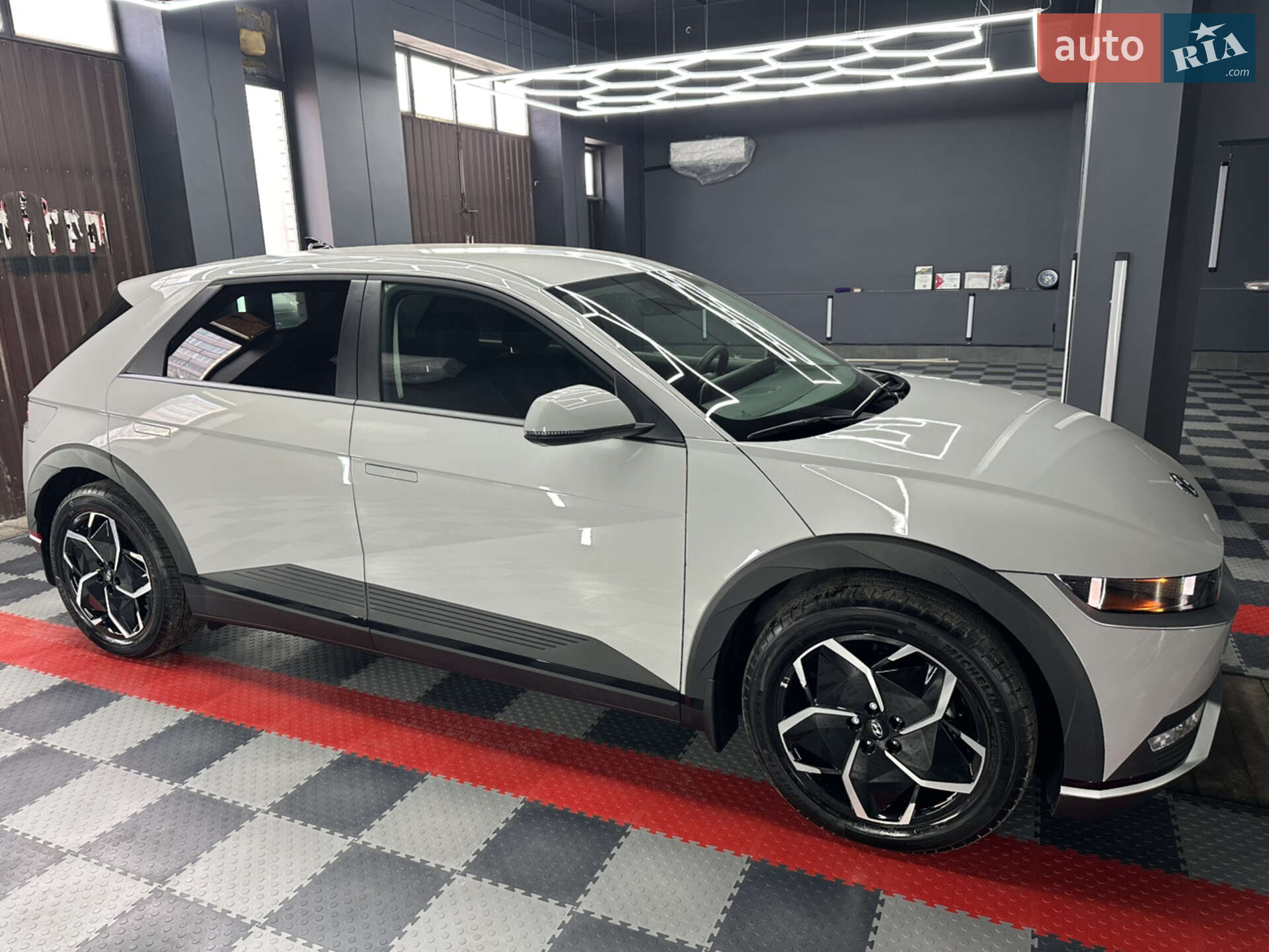 Hyundai Ioniq 5 2023 VIN KM8KNDDF6RU254099 фото оголошення 3 з 26