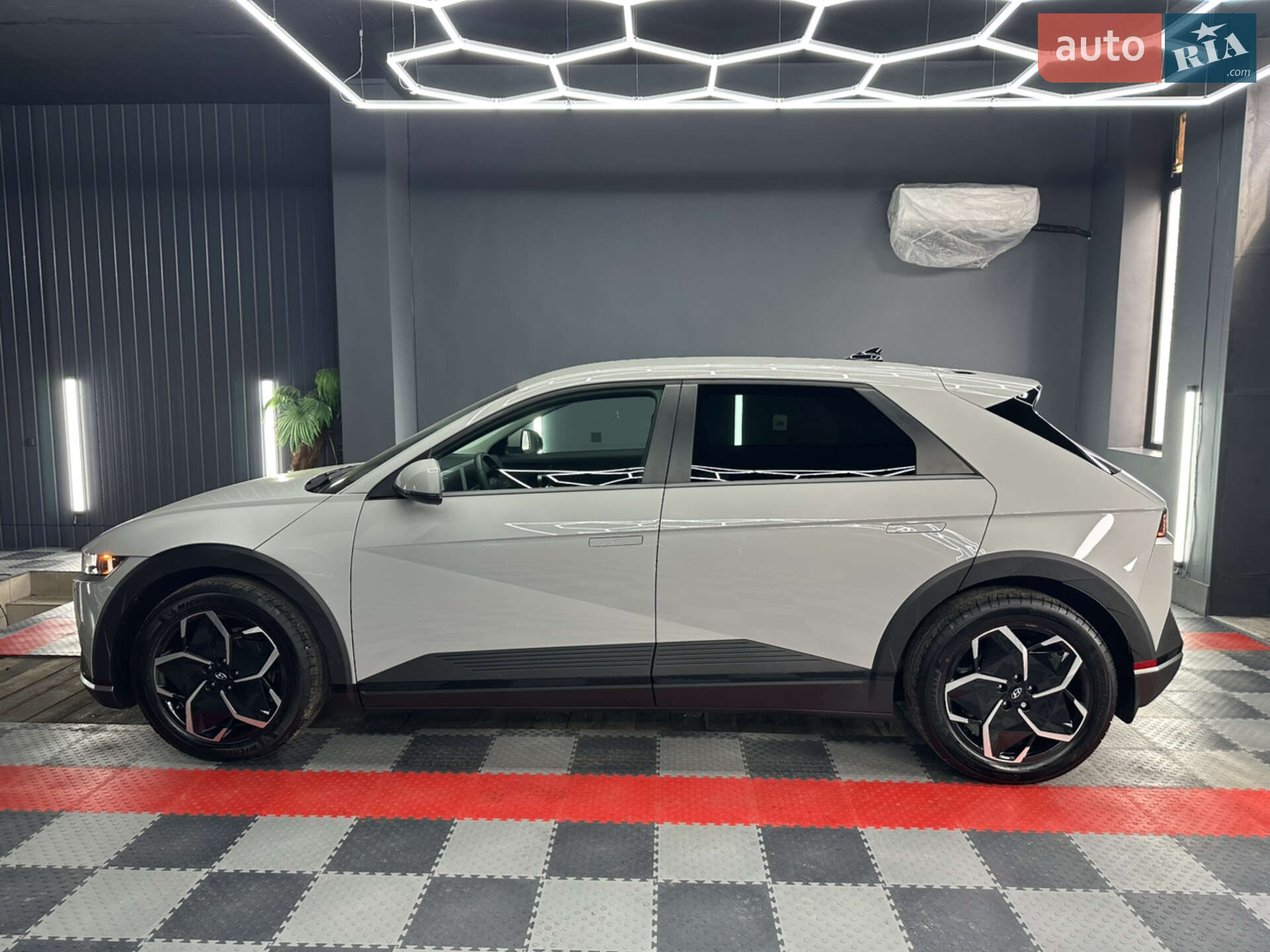 Hyundai Ioniq 5 2023 VIN KM8KNDDF6RU254099 фото оголошення 9 з 26