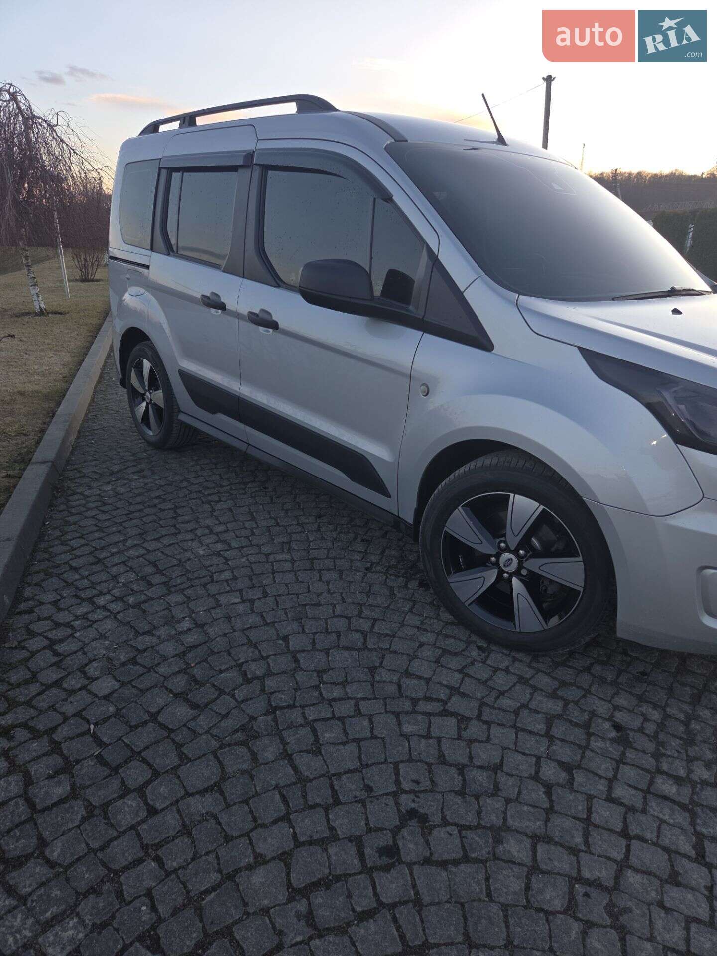 Ford Tourneo Connect 2018 VIN WF0TXXWPGTJU72925 фото оголошення 74 з 80