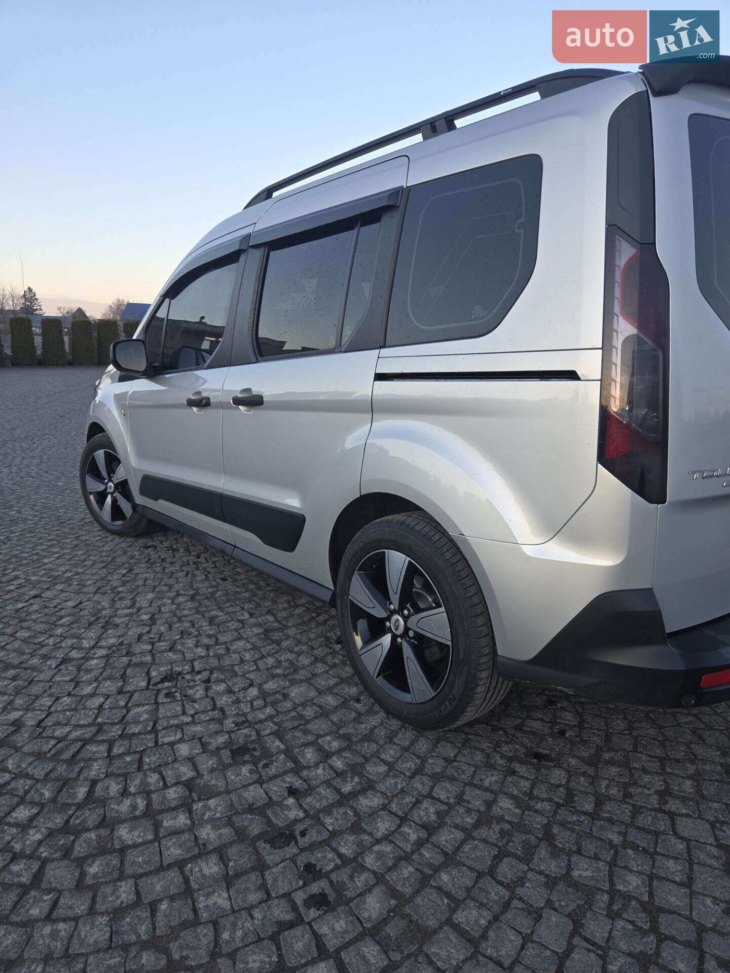 Ford Tourneo Connect 2018 VIN WF0TXXWPGTJU72925 фото оголошення 75 з 80