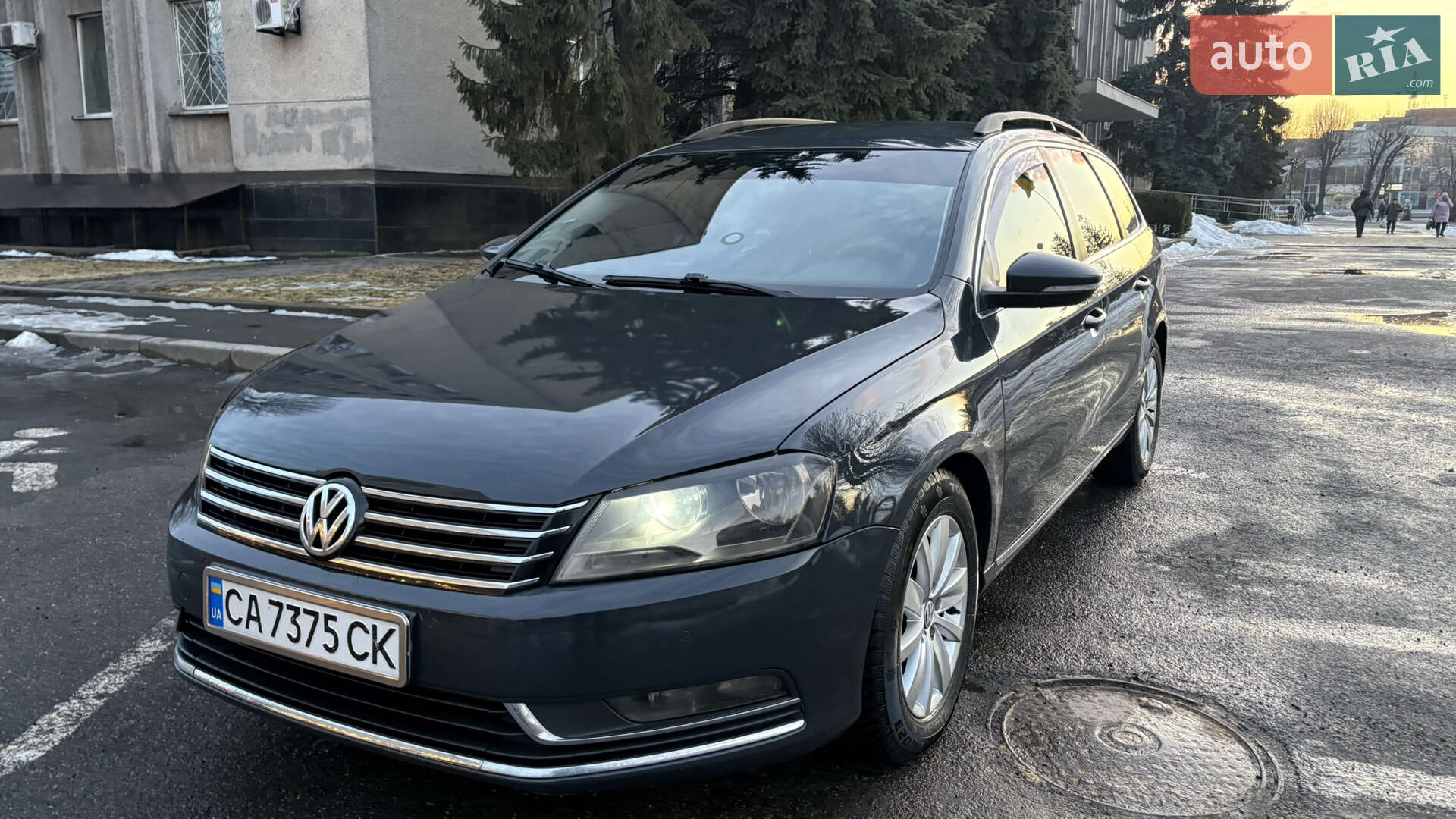 Volkswagen Passat 2011 VIN WVWZZZ3CZBE399274 фото оголошення 2 з 20