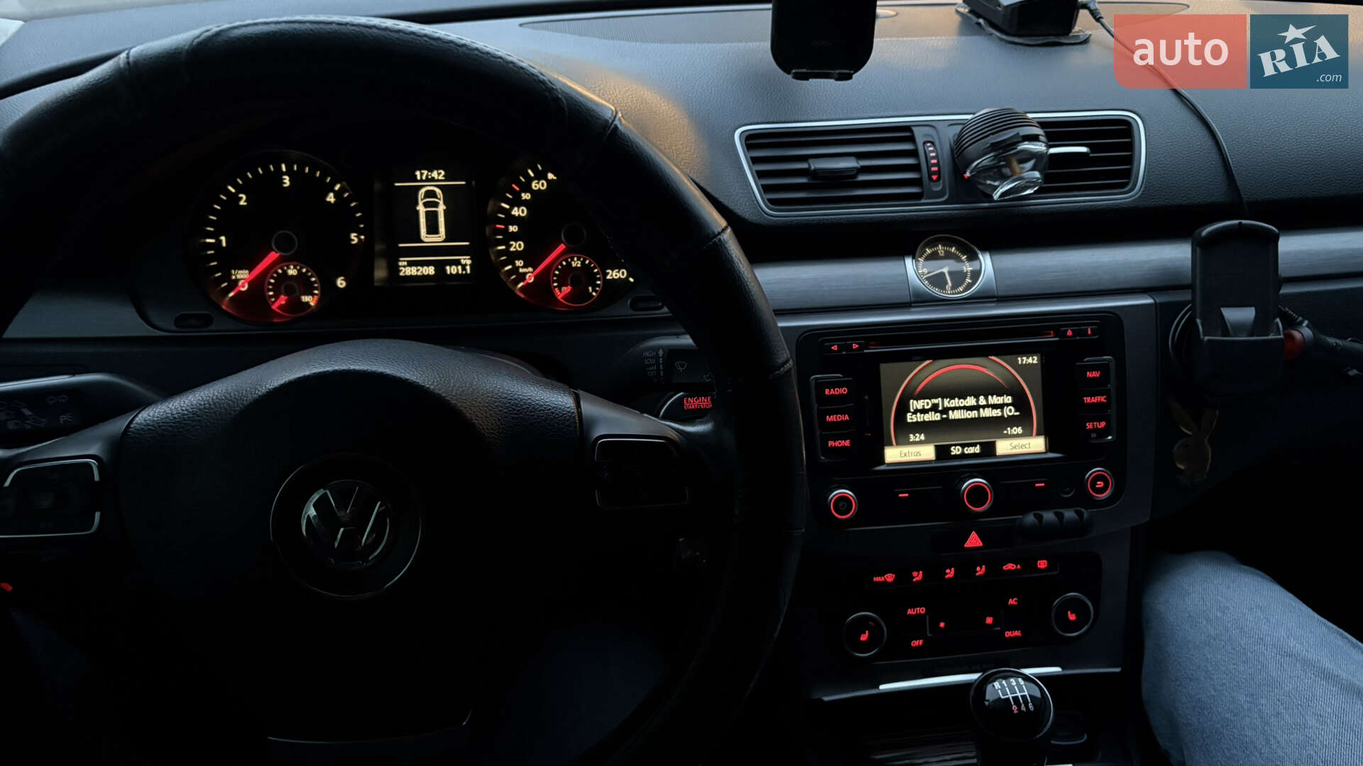 Volkswagen Passat 2011 VIN WVWZZZ3CZBE399274 фото оголошення 19 з 20