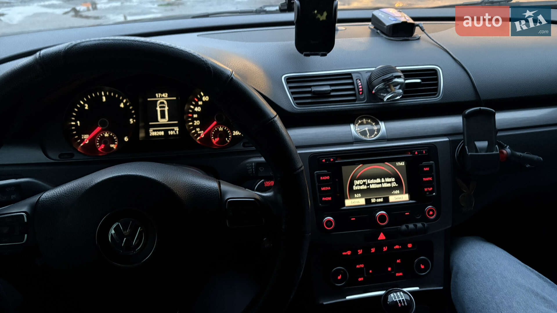 Volkswagen Passat 2011 VIN WVWZZZ3CZBE399274 фото оголошення 20 з 20
